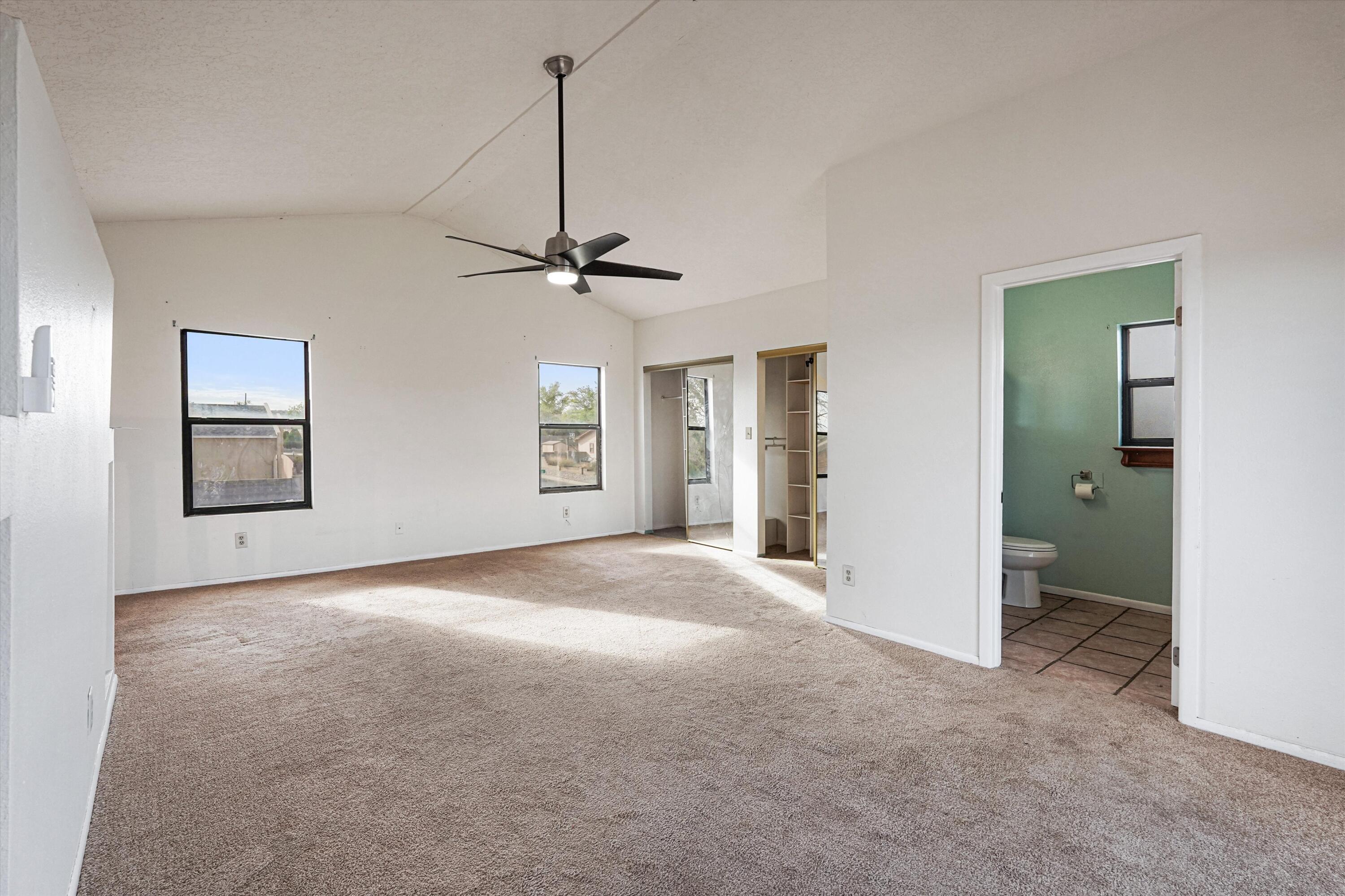 868 Campfire Road SE