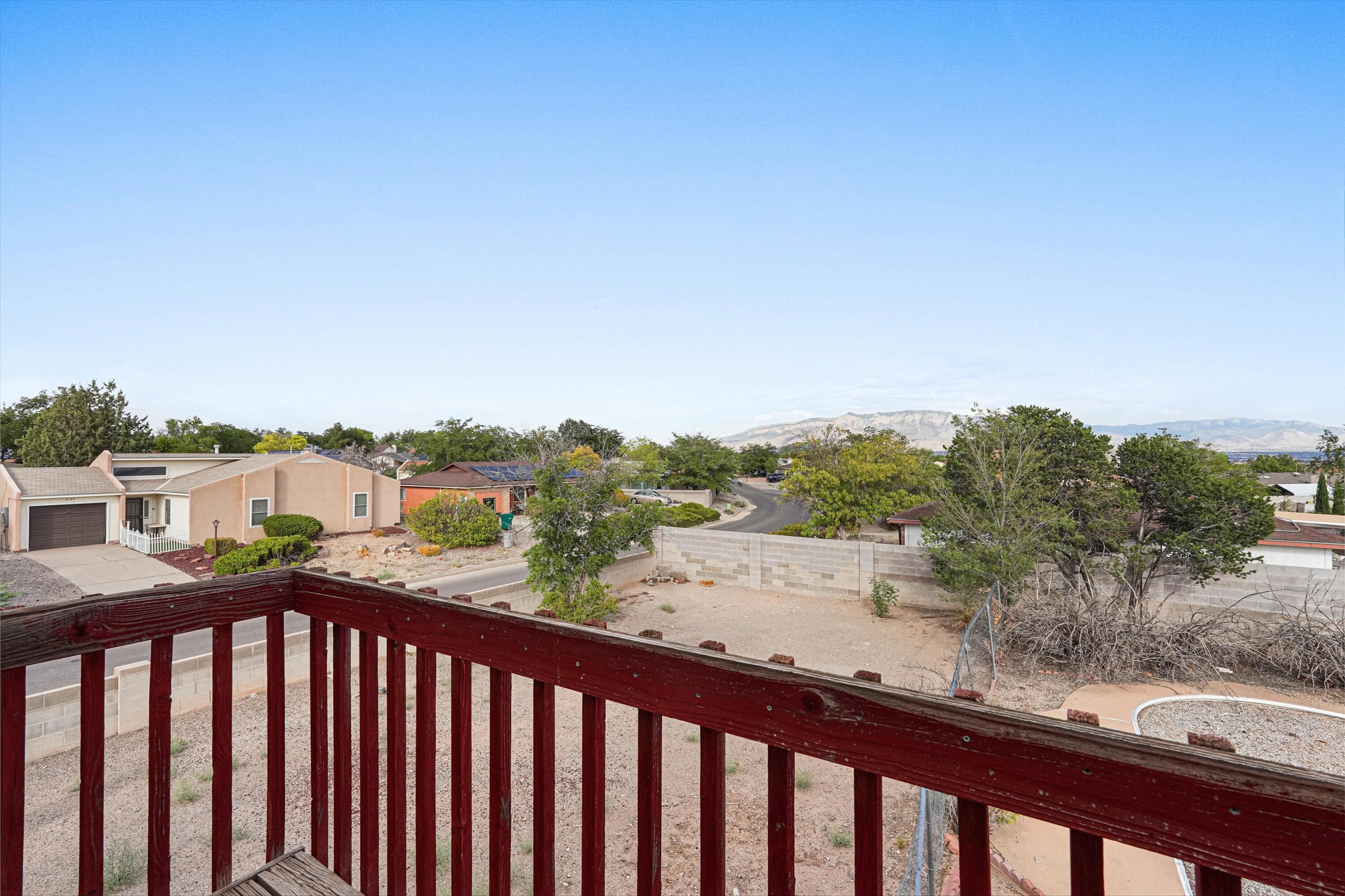 868 Campfire Road SE