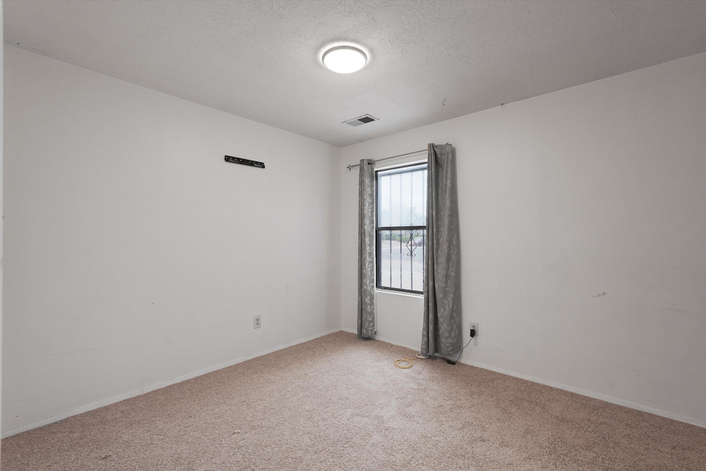 868 Campfire Road SE