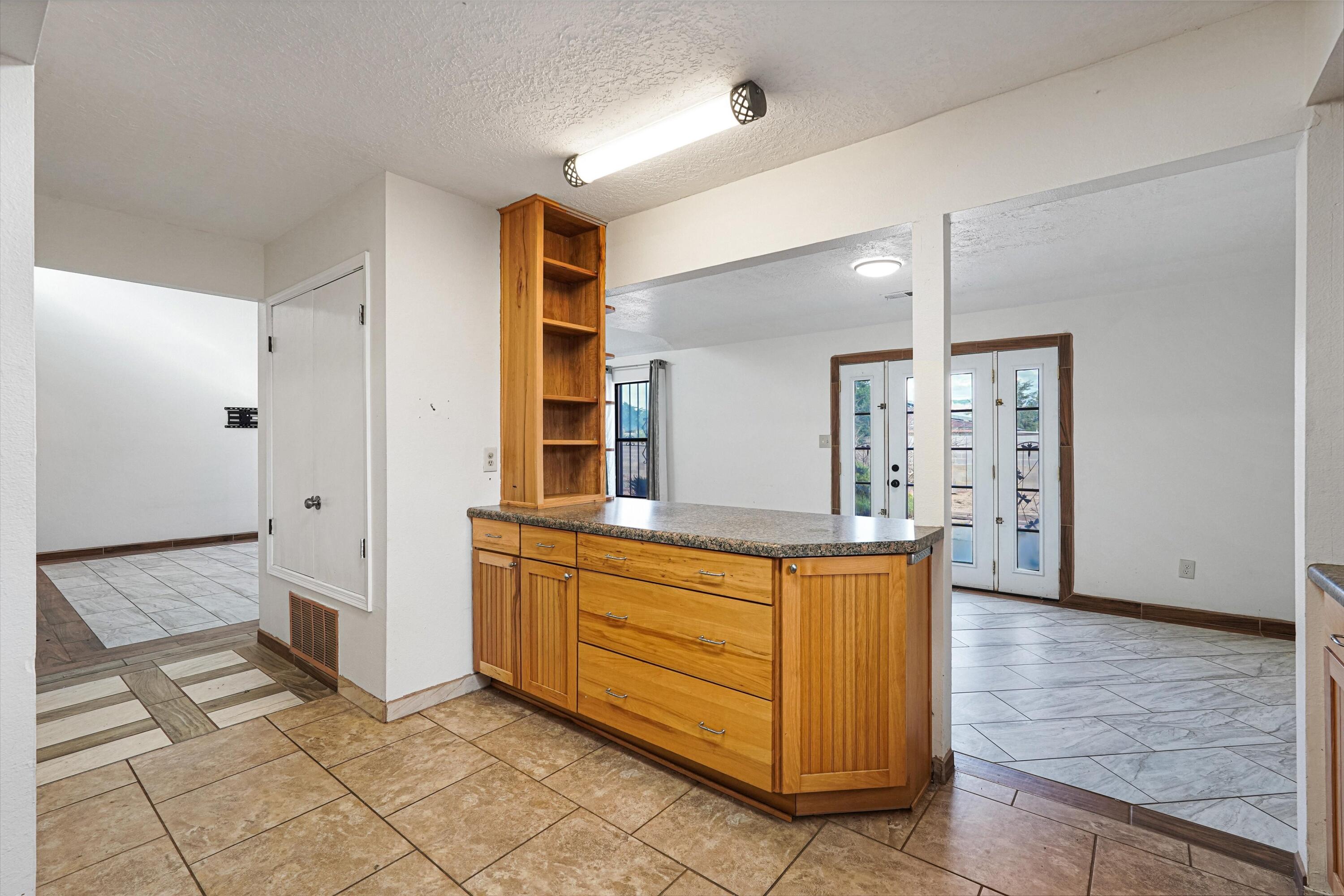 868 Campfire Road SE