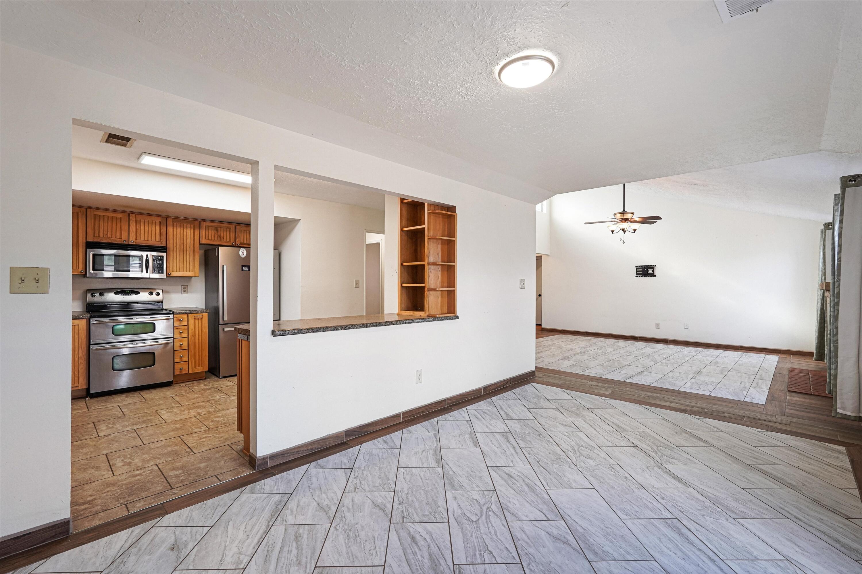 868 Campfire Road SE