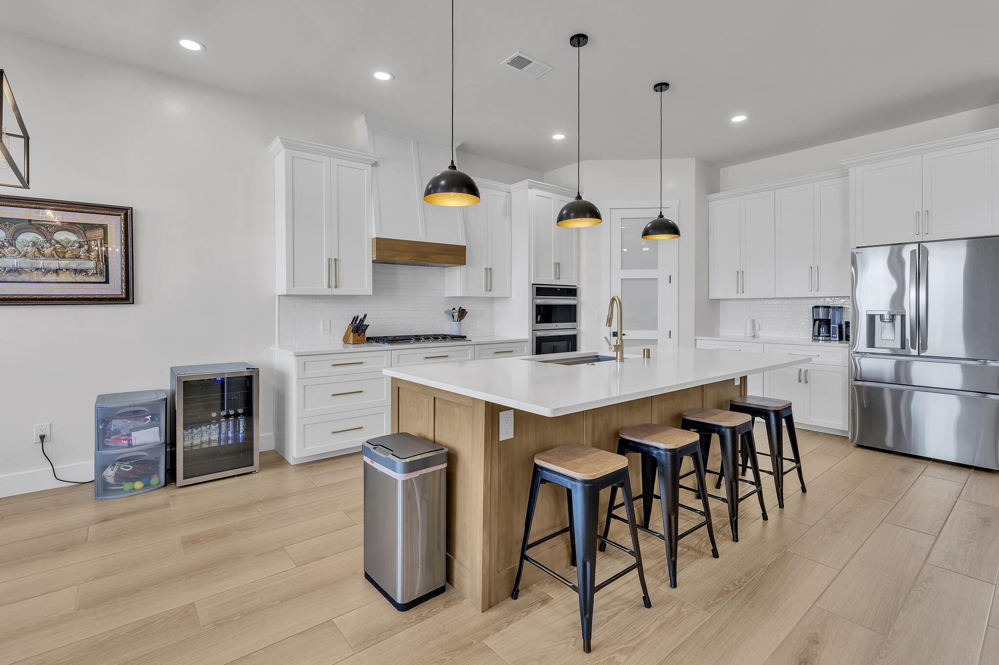 324 2nd Street NE