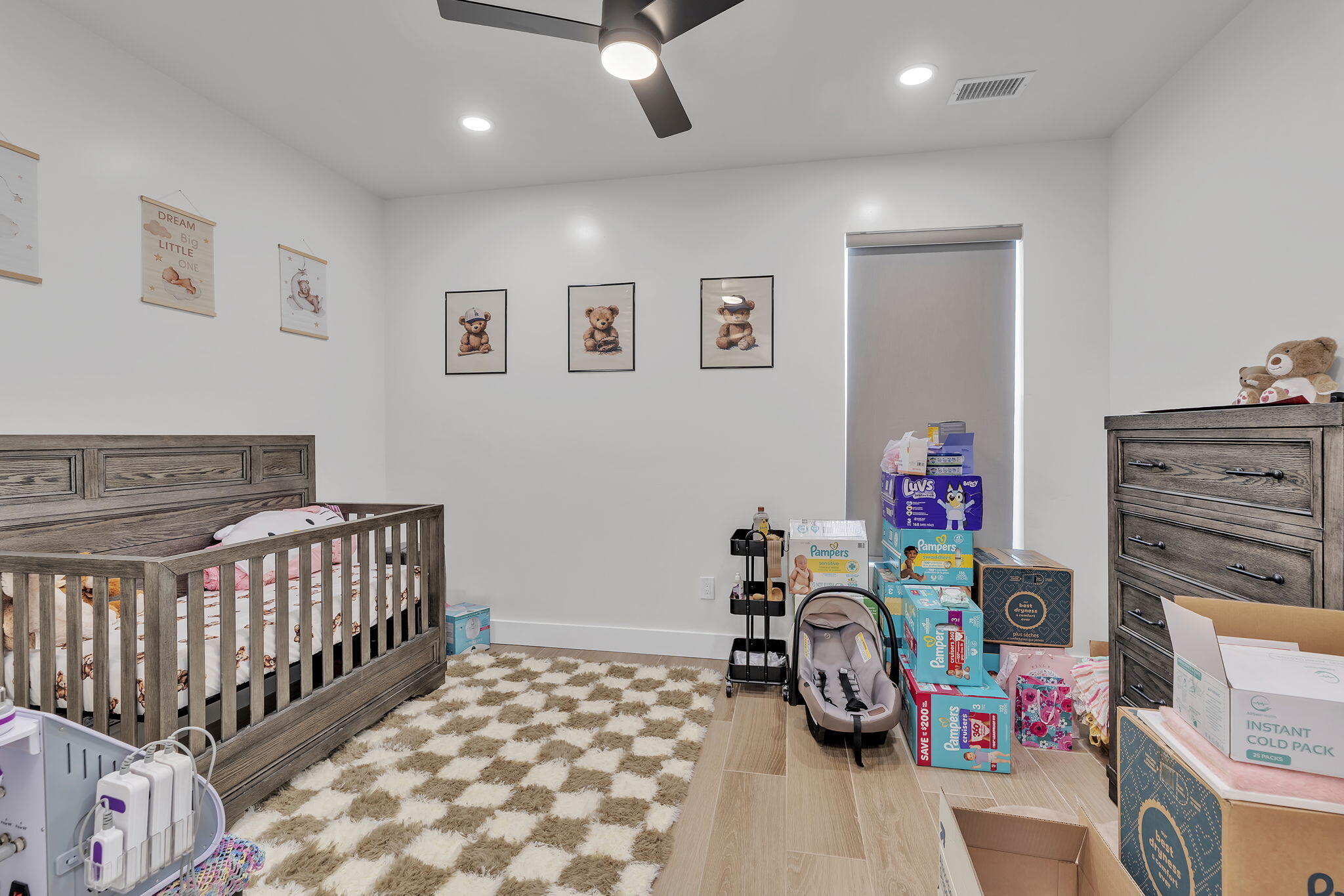 324 2nd Street NE