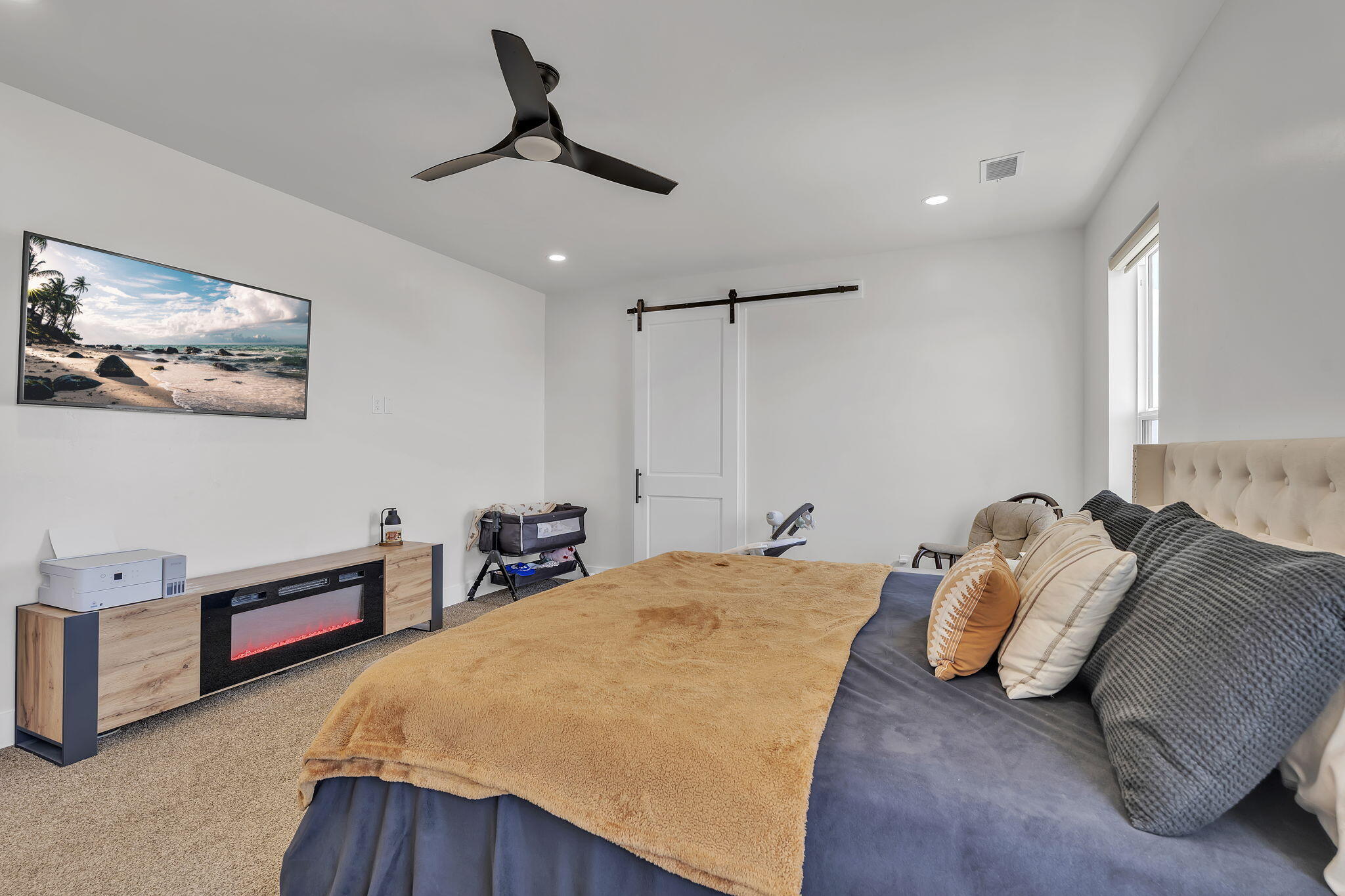 324 2nd Street NE