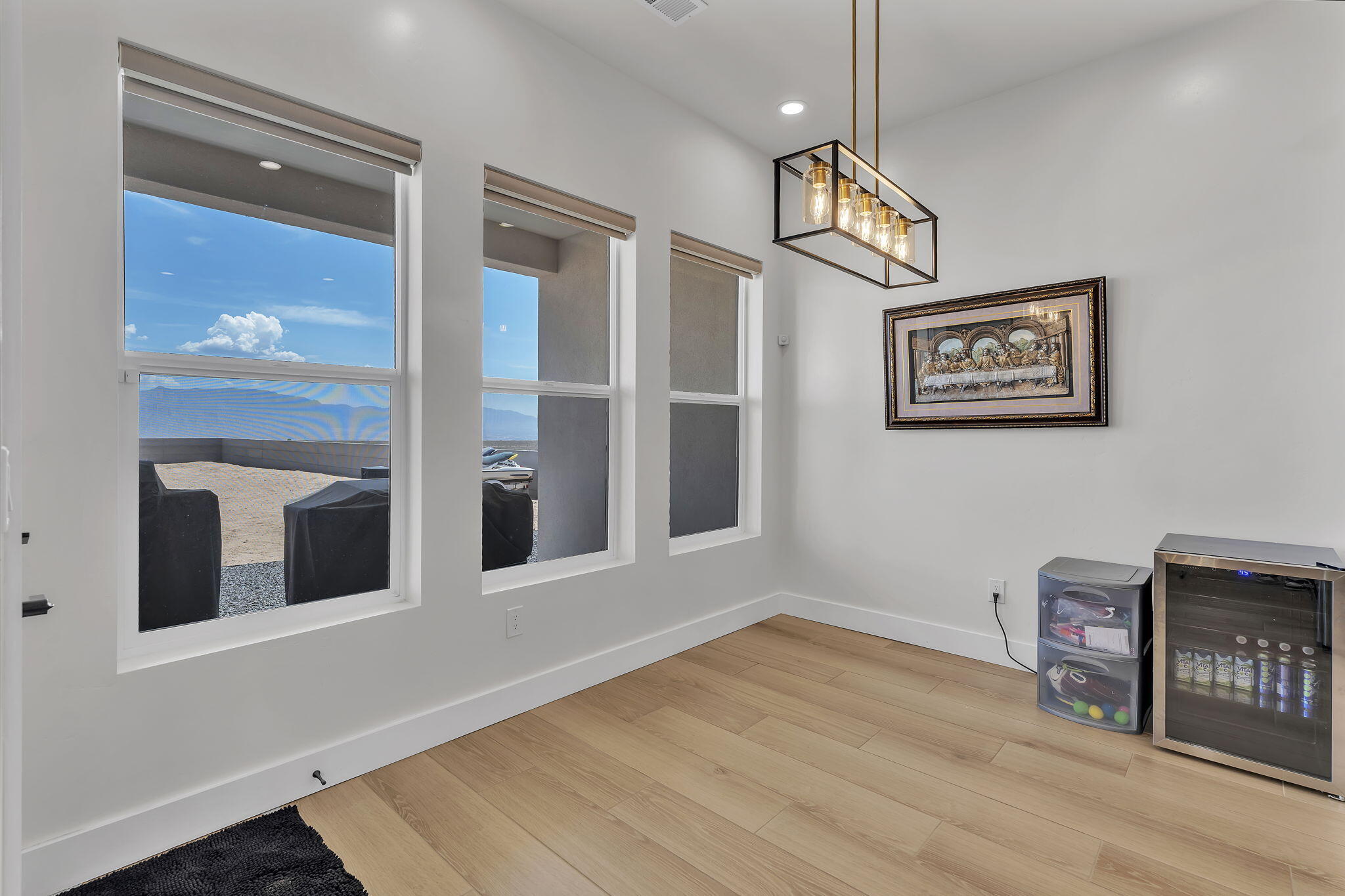 324 2nd Street NE
