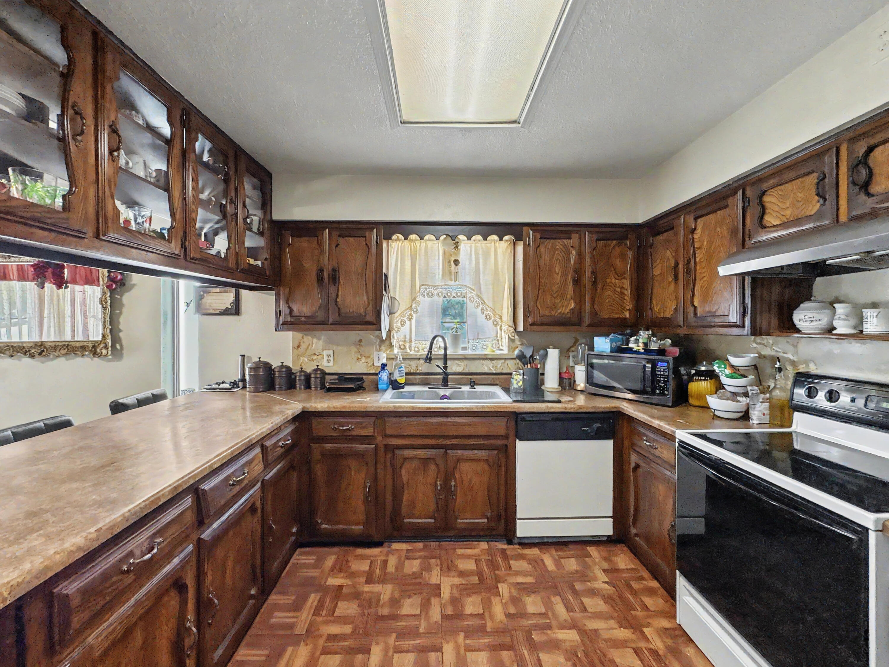 701 Pleasant Place