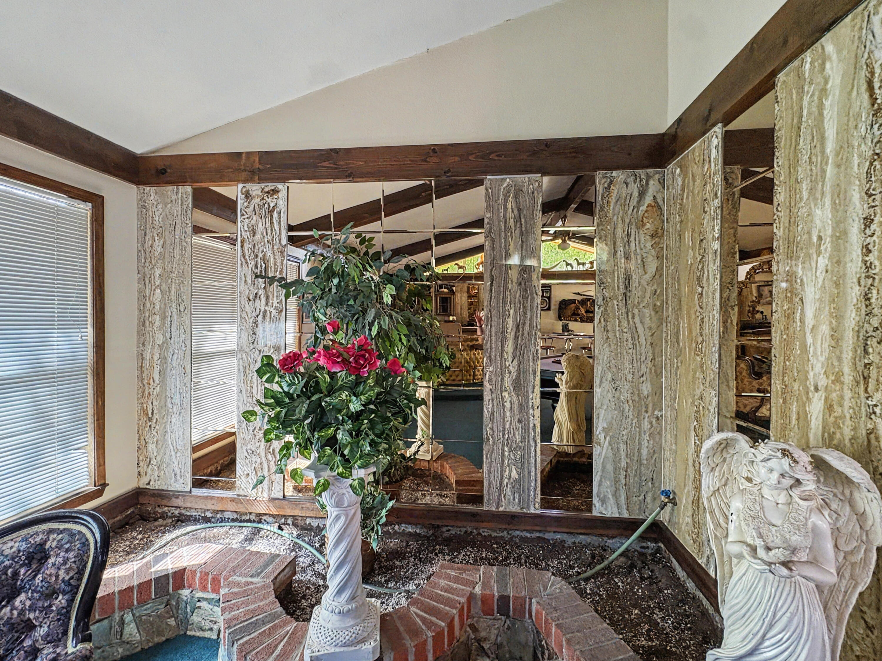 701 Pleasant Place