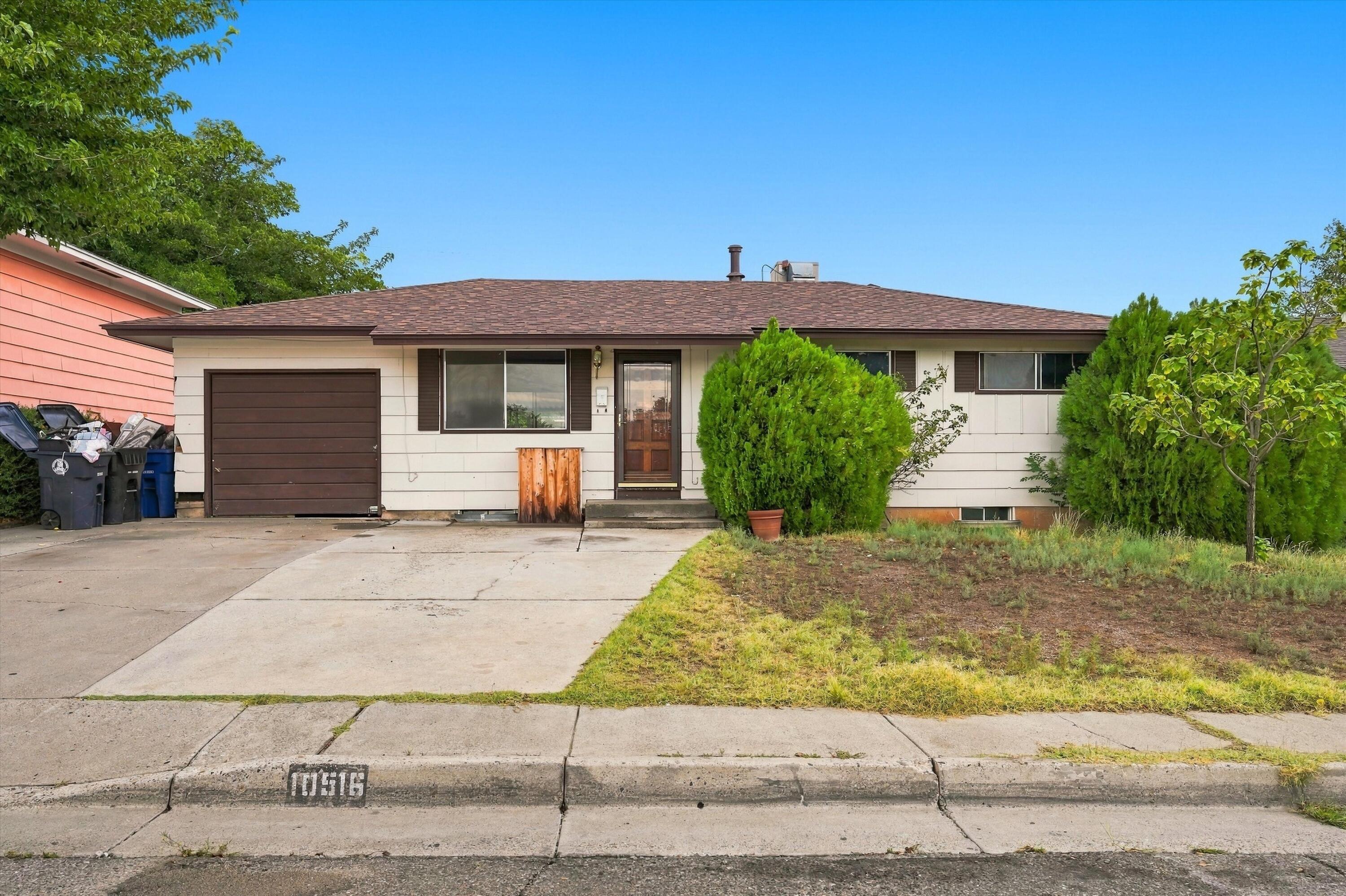 10516 Lexington Avenue NE
