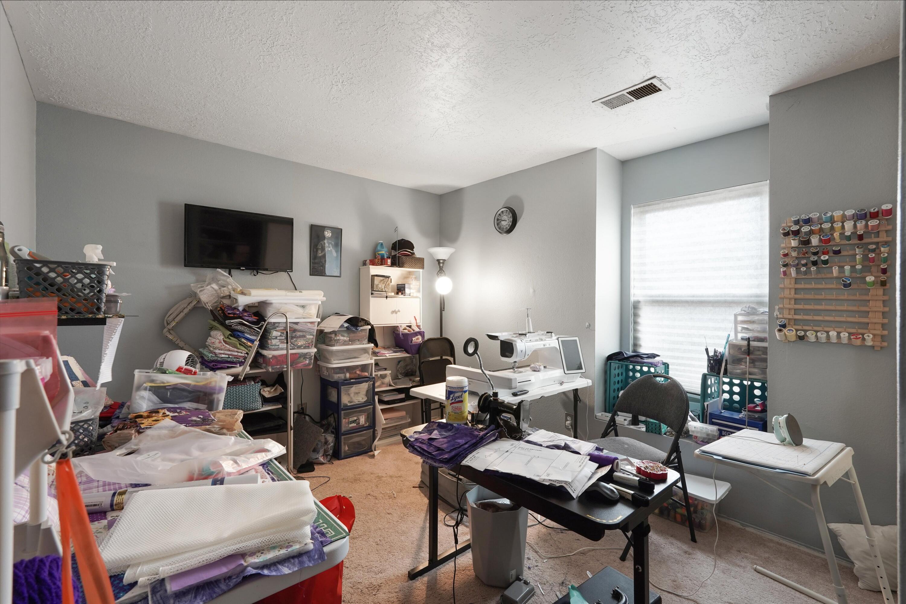 451 Stallion Road SE