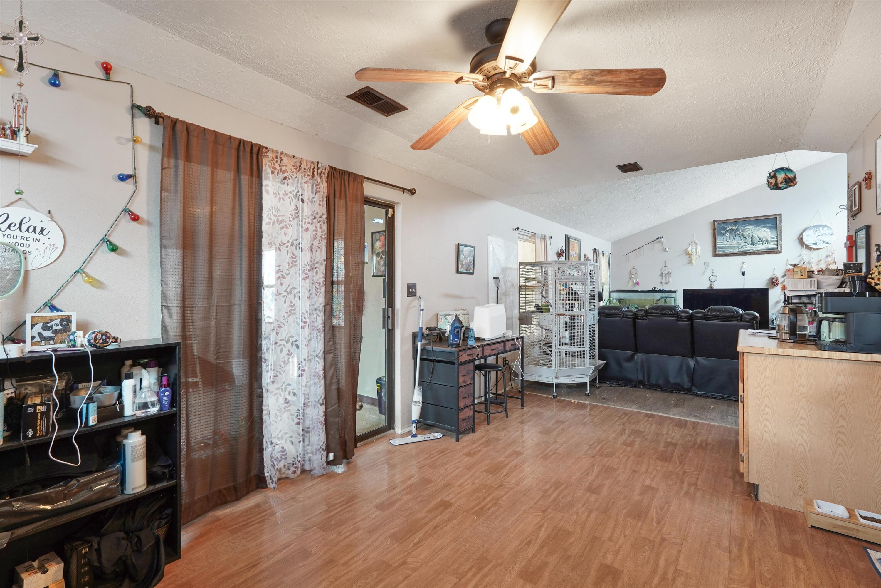 451 Stallion Road SE