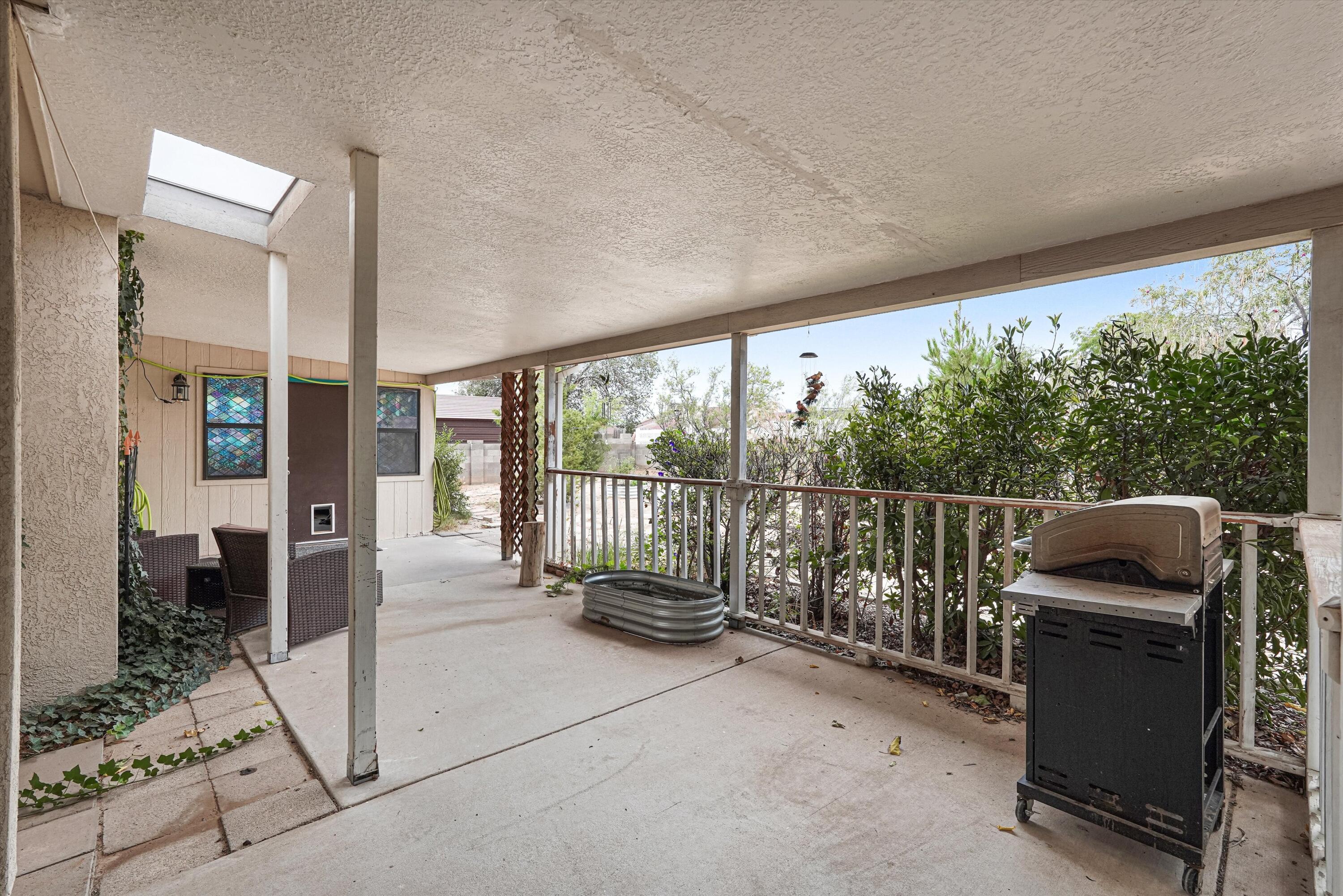 451 Stallion Road SE