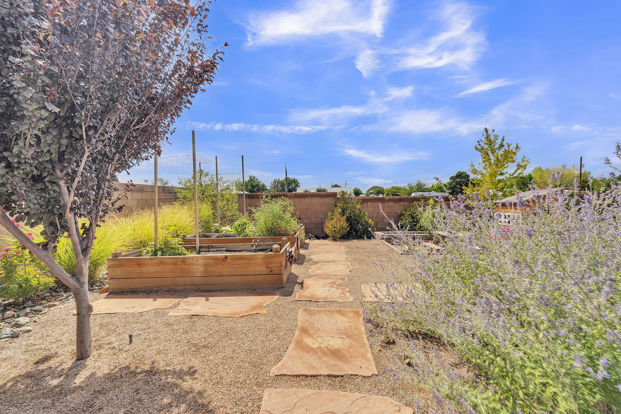 7712 Majesty Court NW
