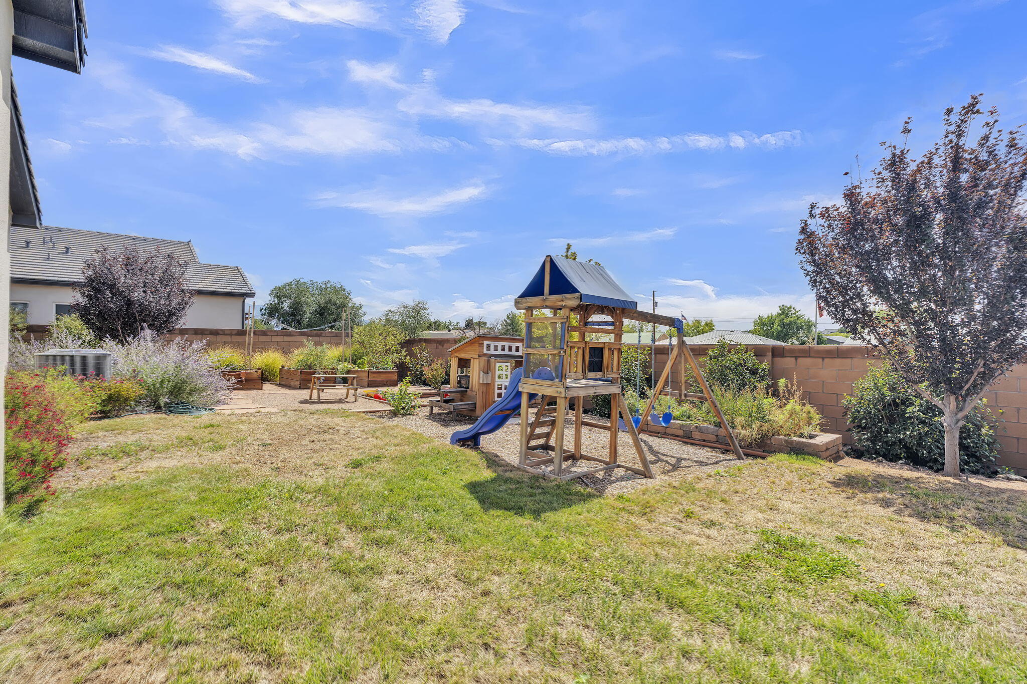 7712 Majesty Court NW
