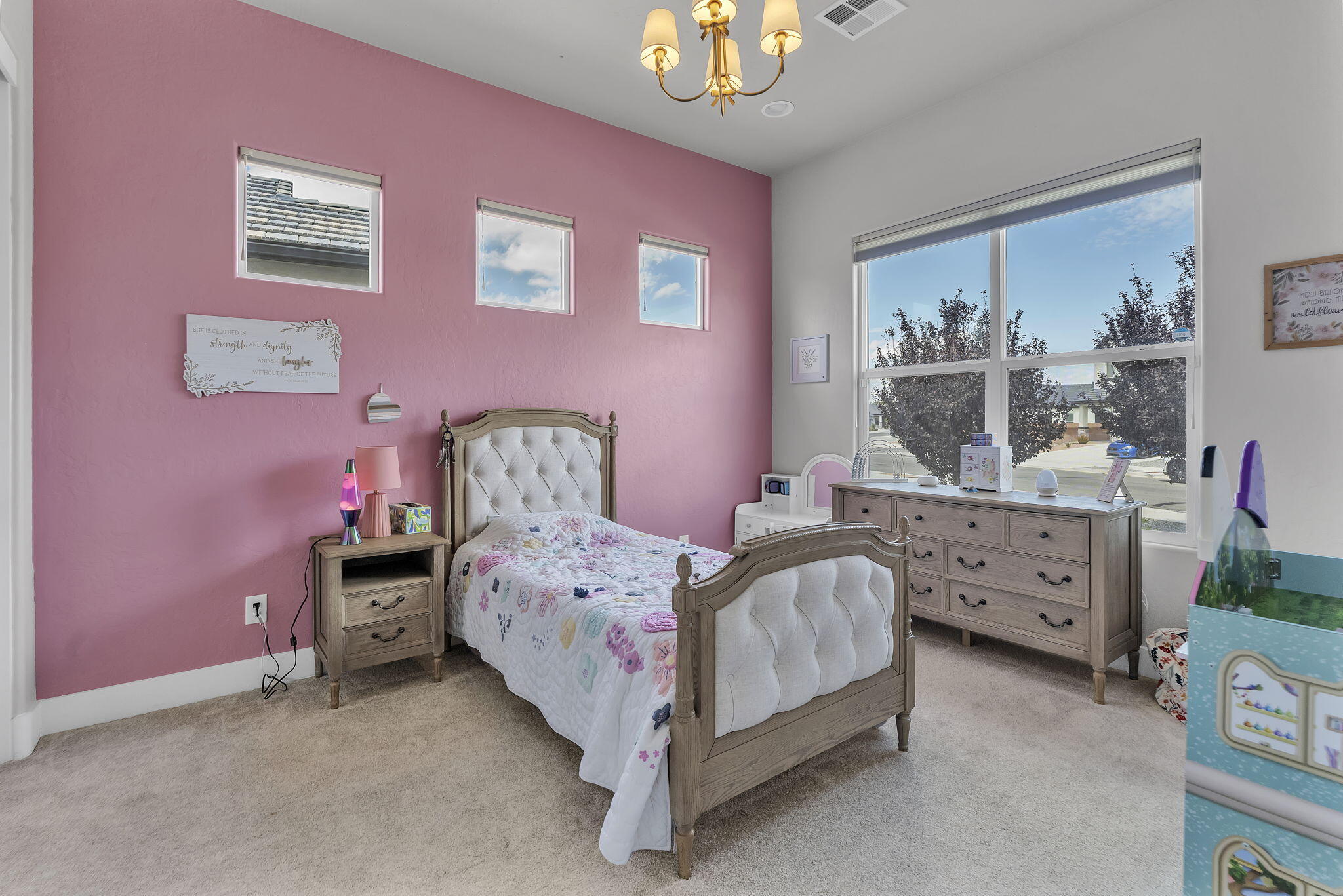 7712 Majesty Court NW