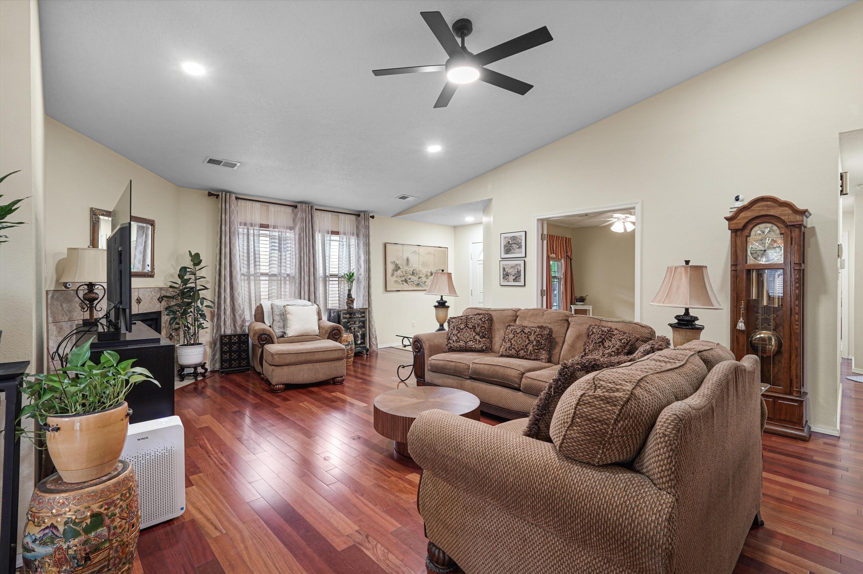 11515 Medicine Bow Place SE