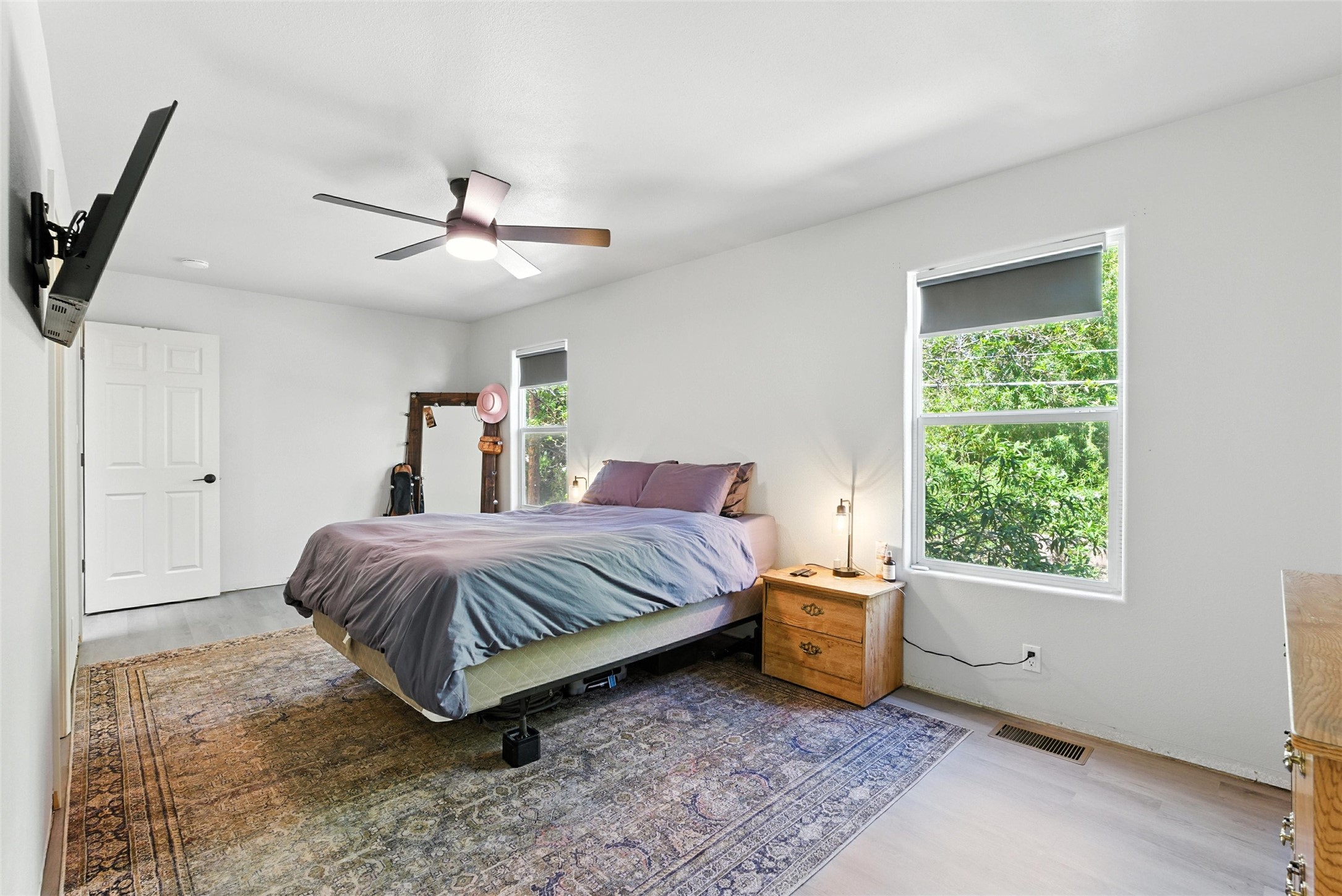 1548 Ocean Breeze Drive NE