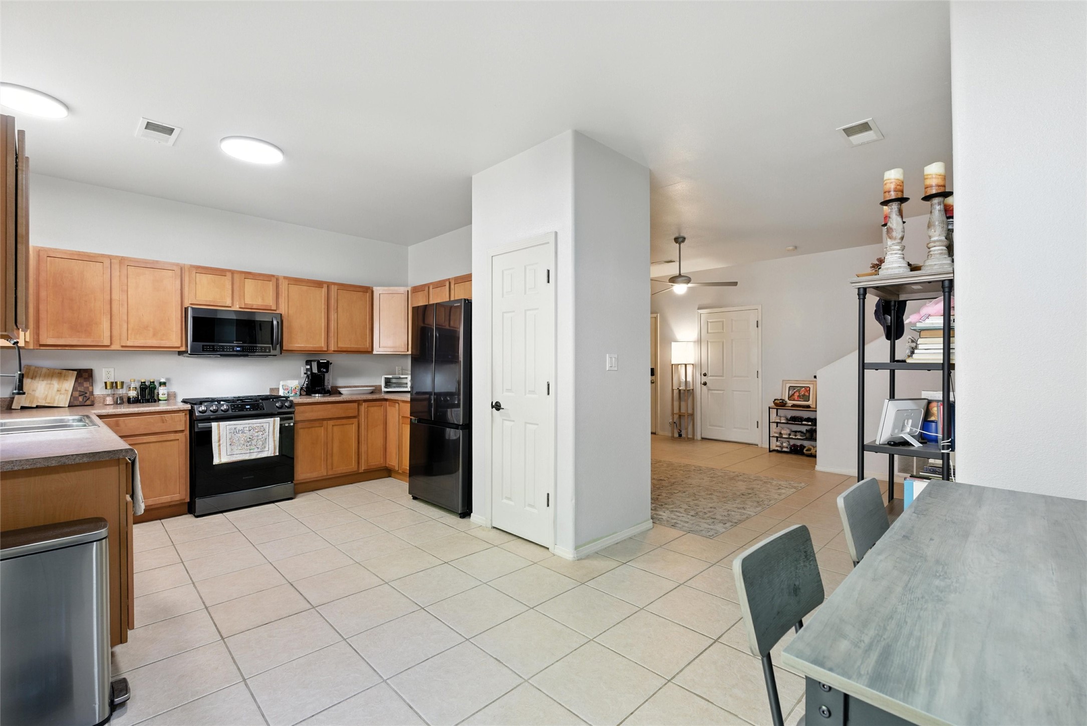 1548 Ocean Breeze Drive NE