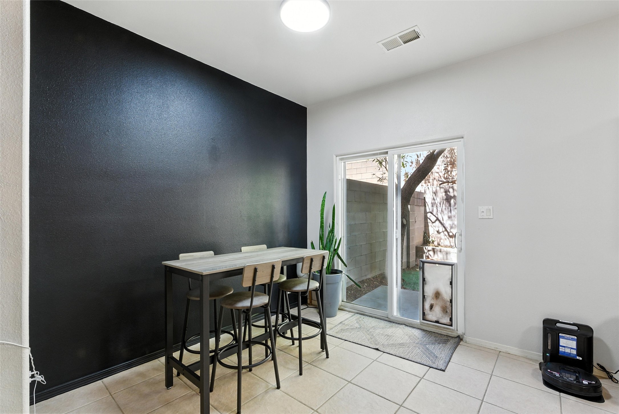 1548 Ocean Breeze Drive NE