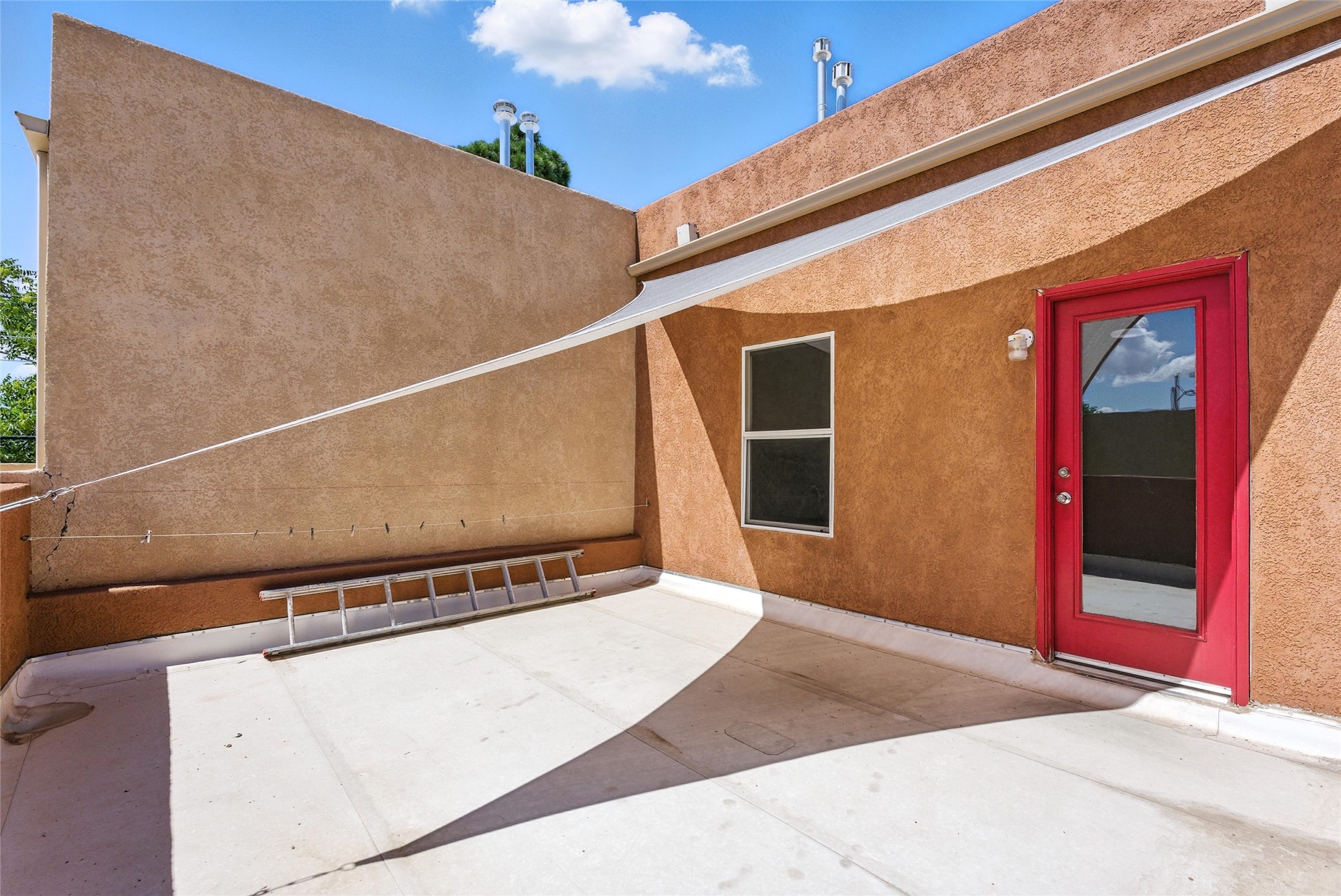 1548 Ocean Breeze Drive NE