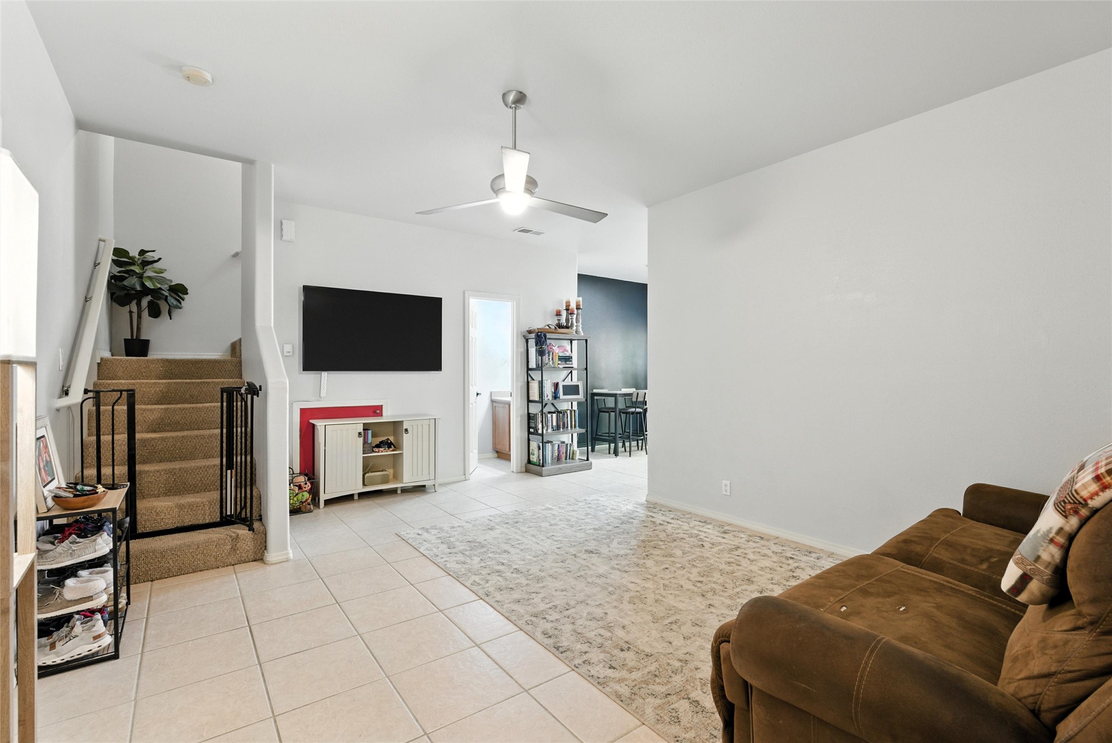 1548 Ocean Breeze Drive NE