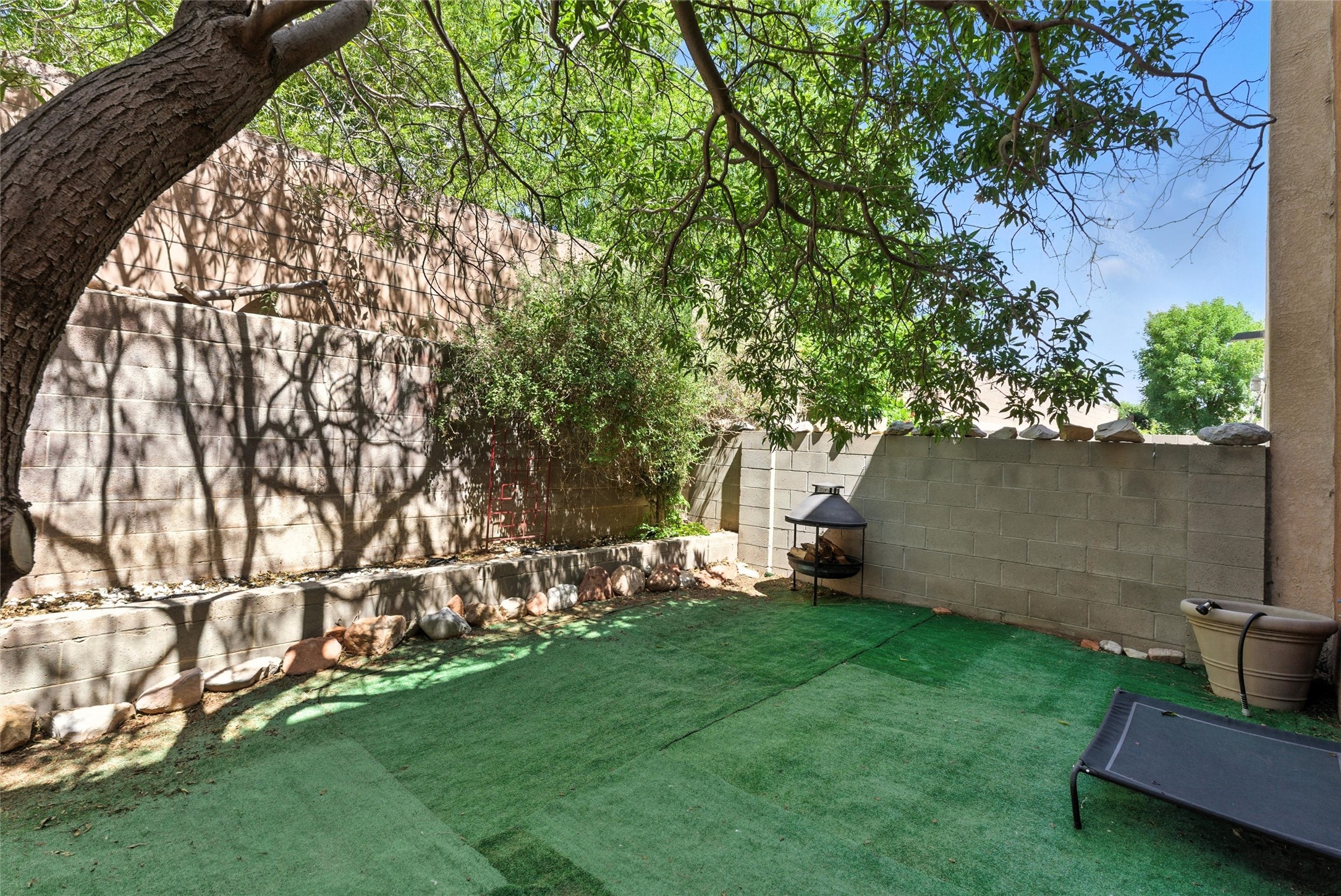 1548 Ocean Breeze Drive NE