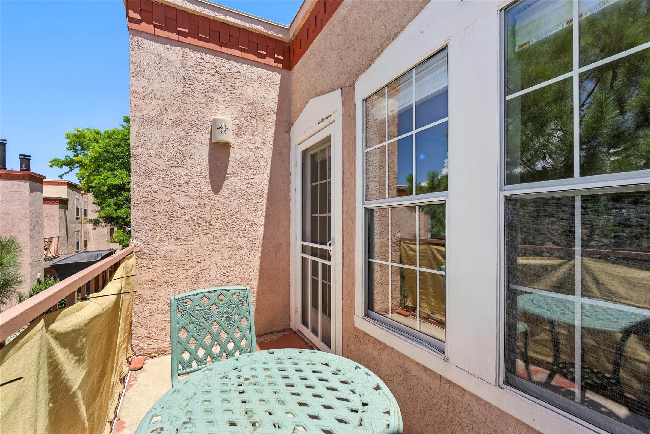 2501 Zia Road W 8-204