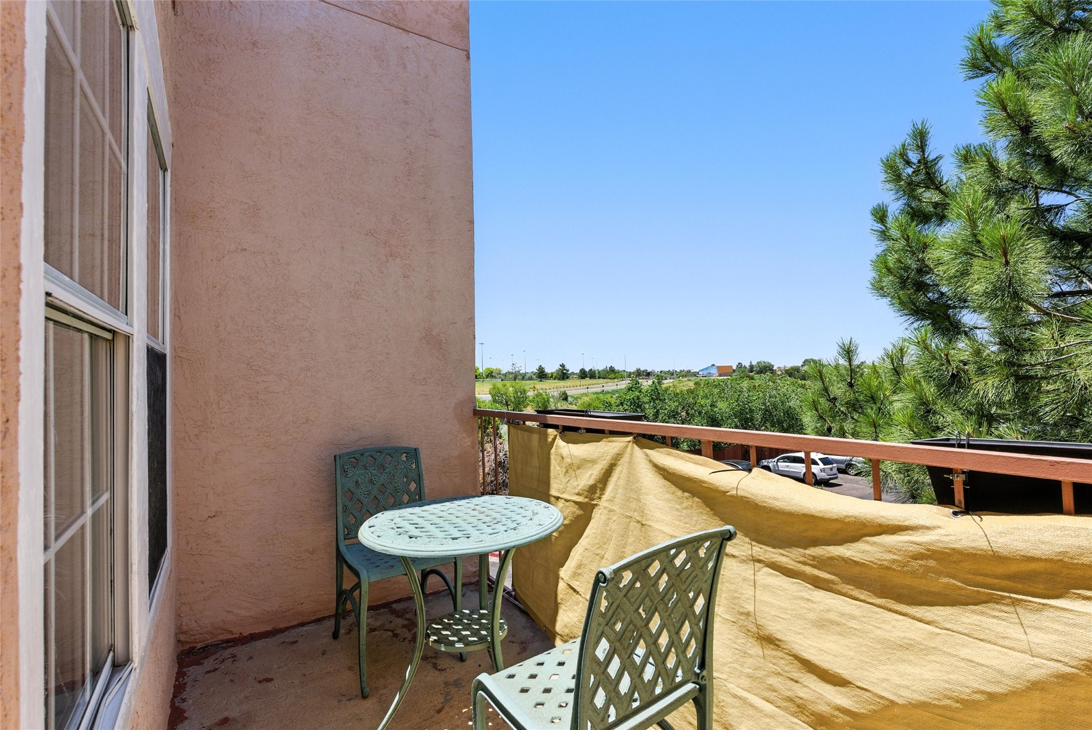 2501 Zia Road W 8-204