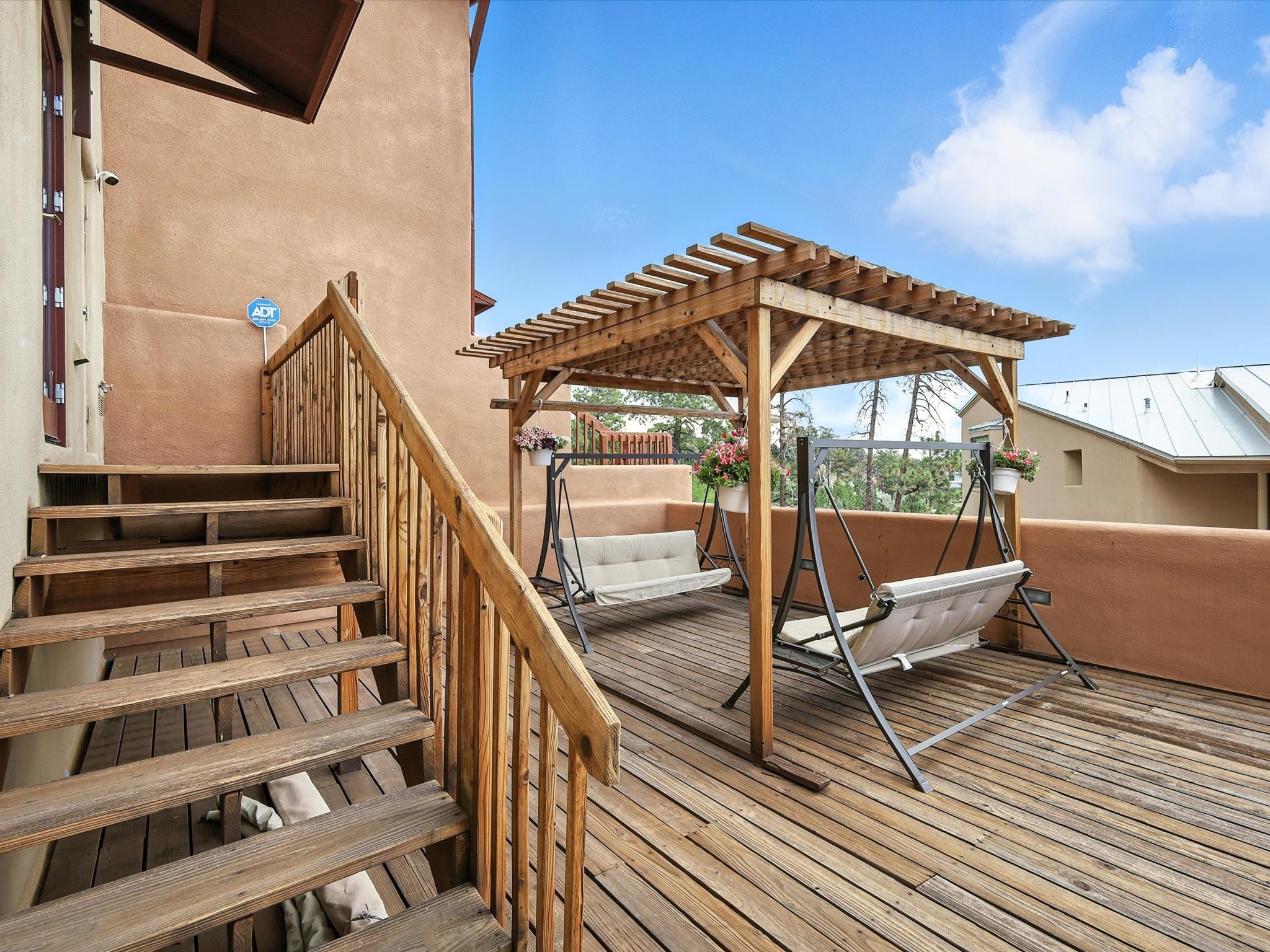4714 Quemazon Place