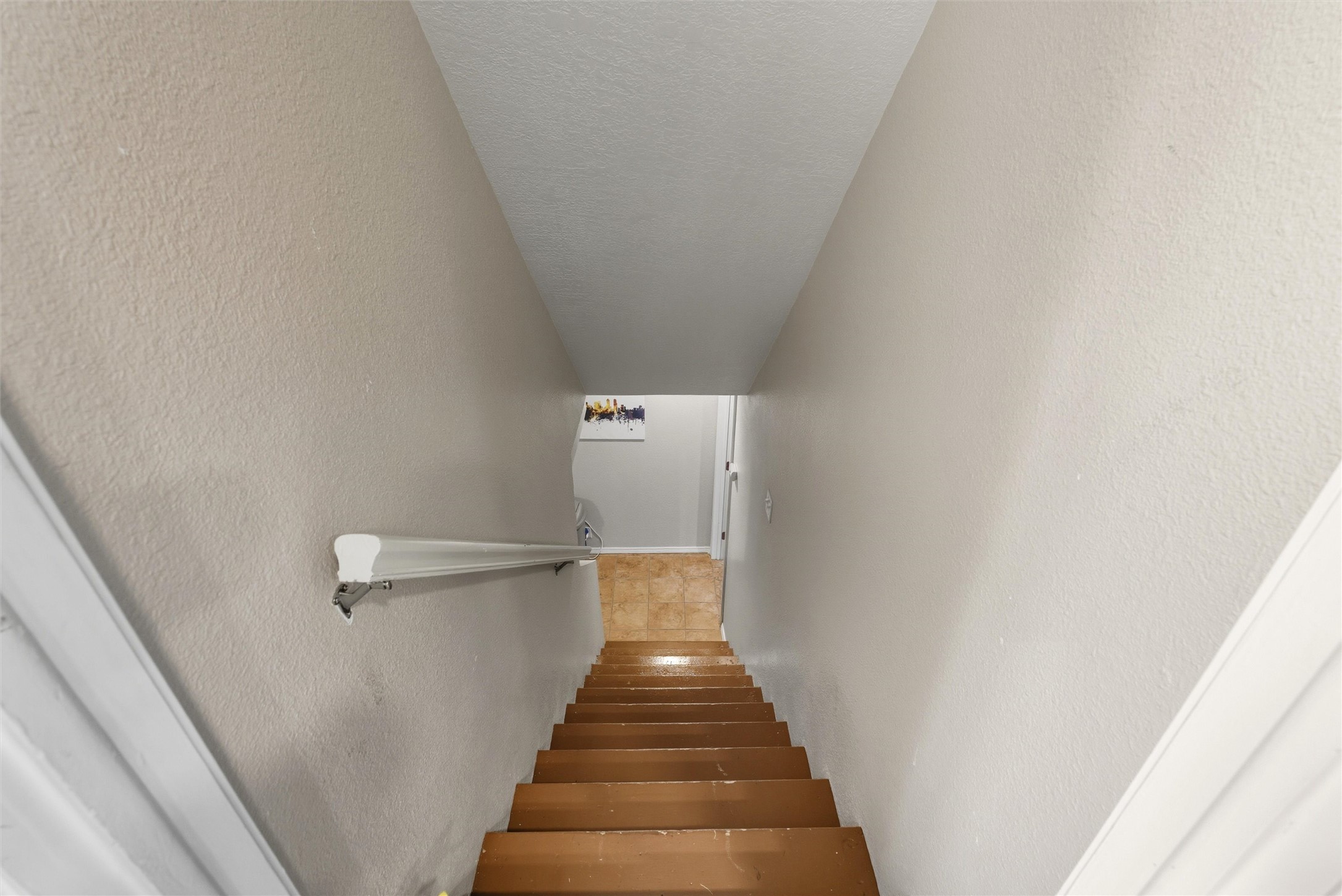 32 Lakeshore Drive NE