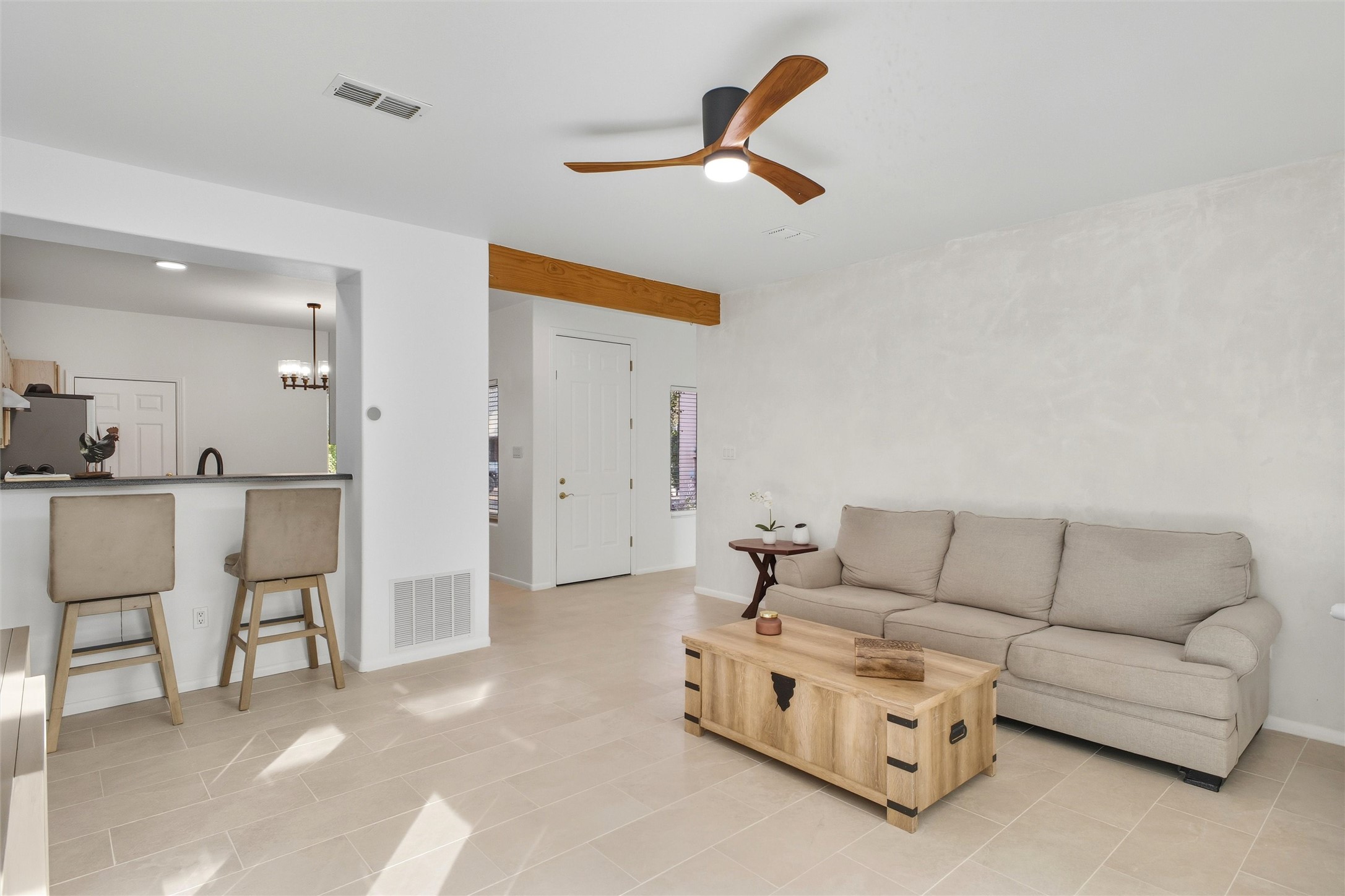 4616 Apache Knoll