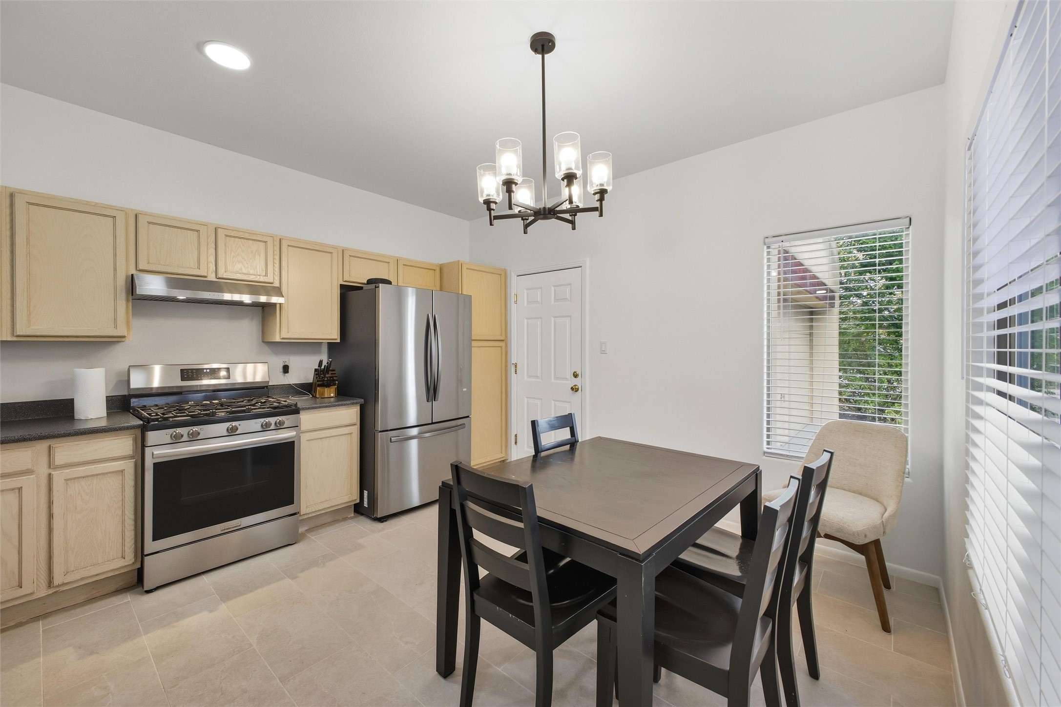 4616 Apache Knoll