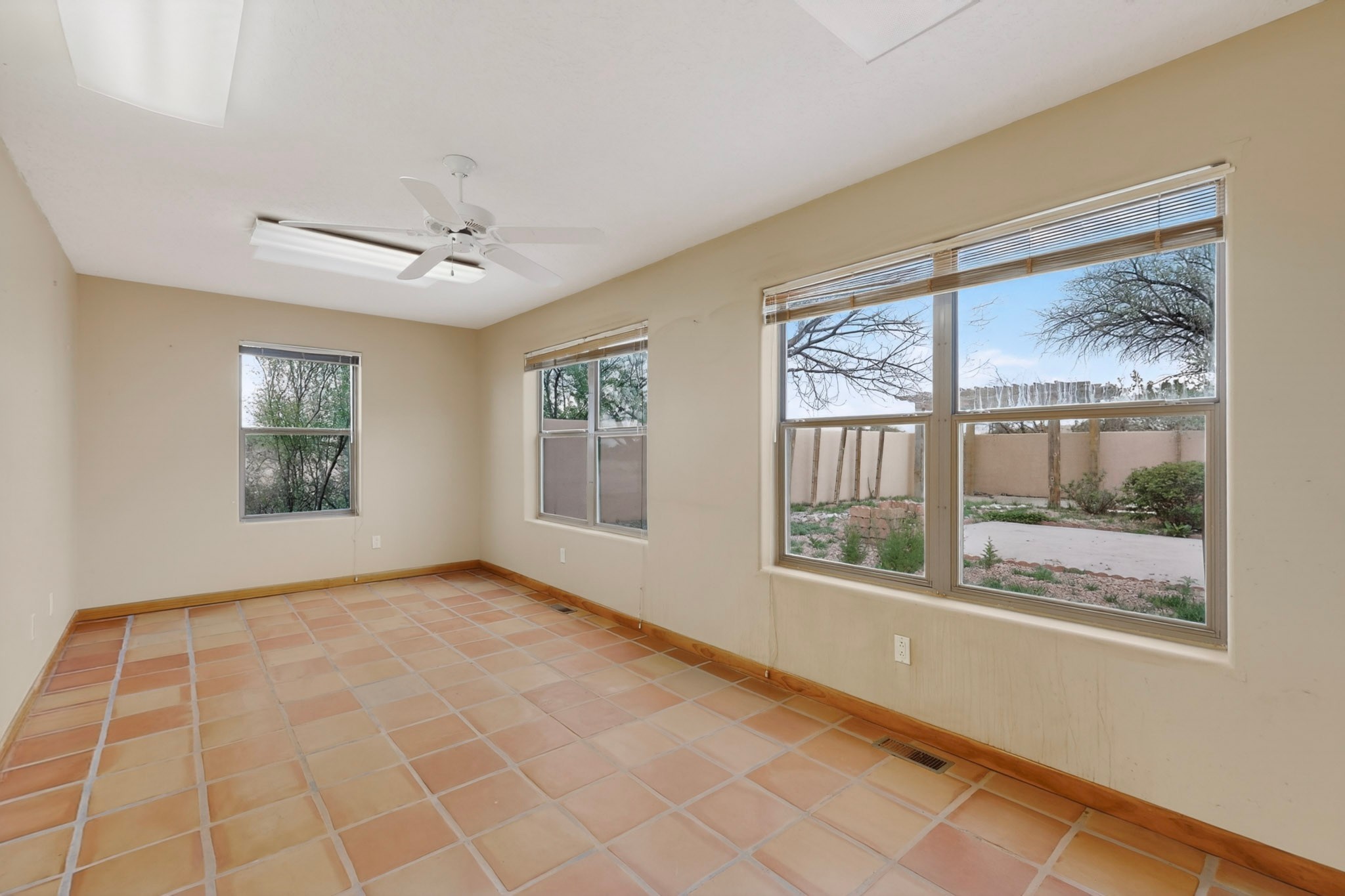 7 Casa Del Oro Way