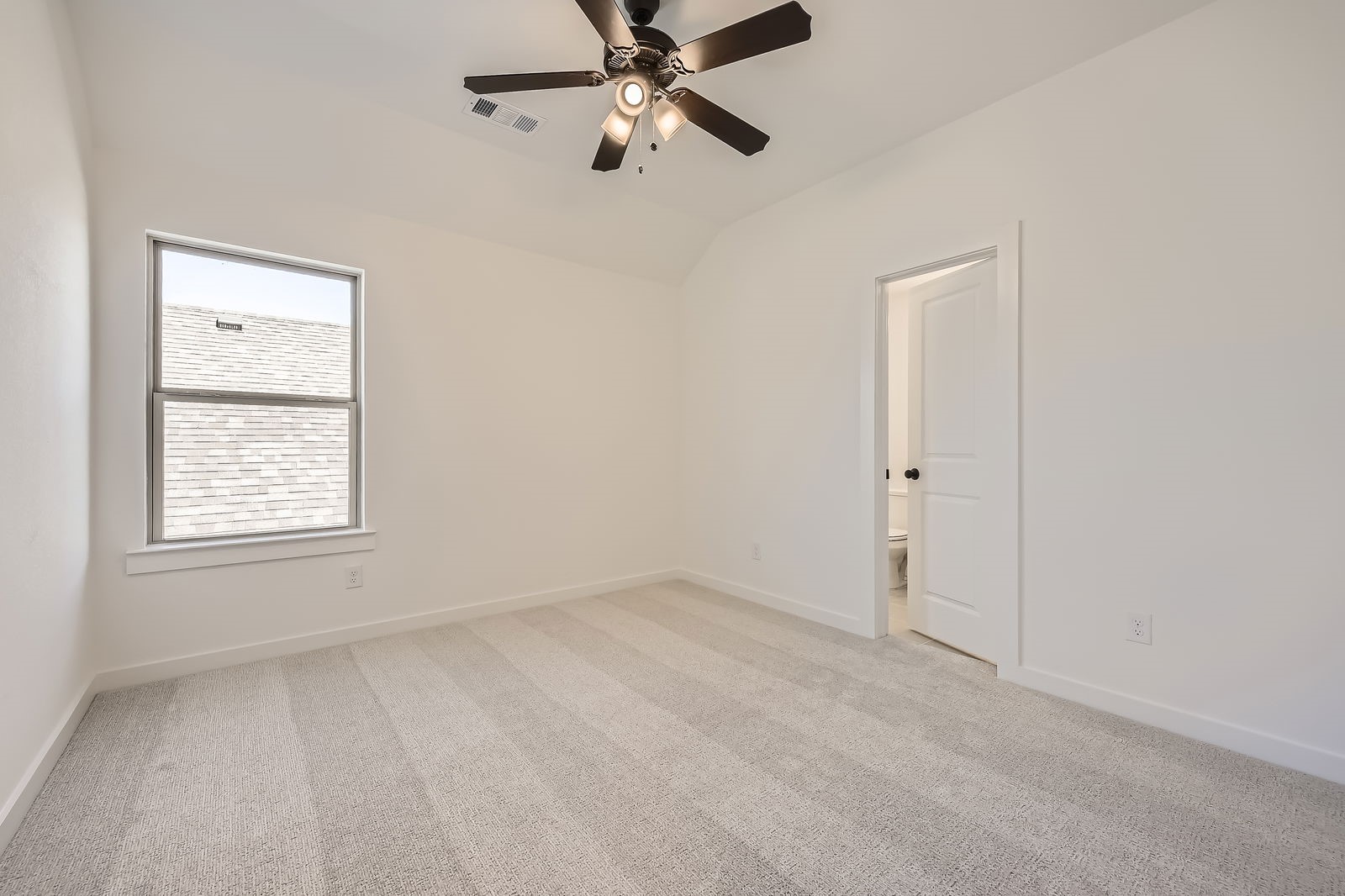 6041 Davis Knoll