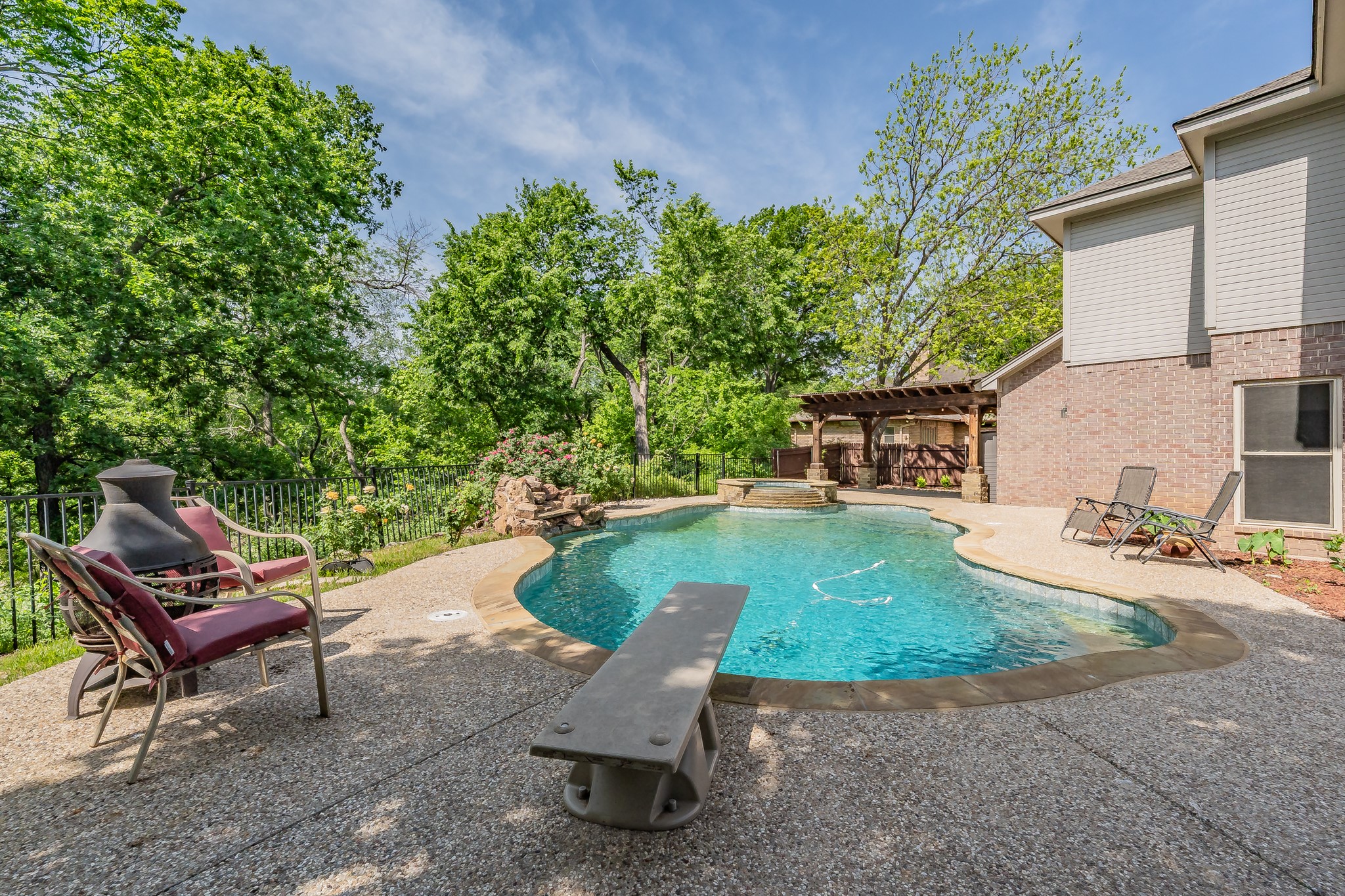 6800 Riverridge Road