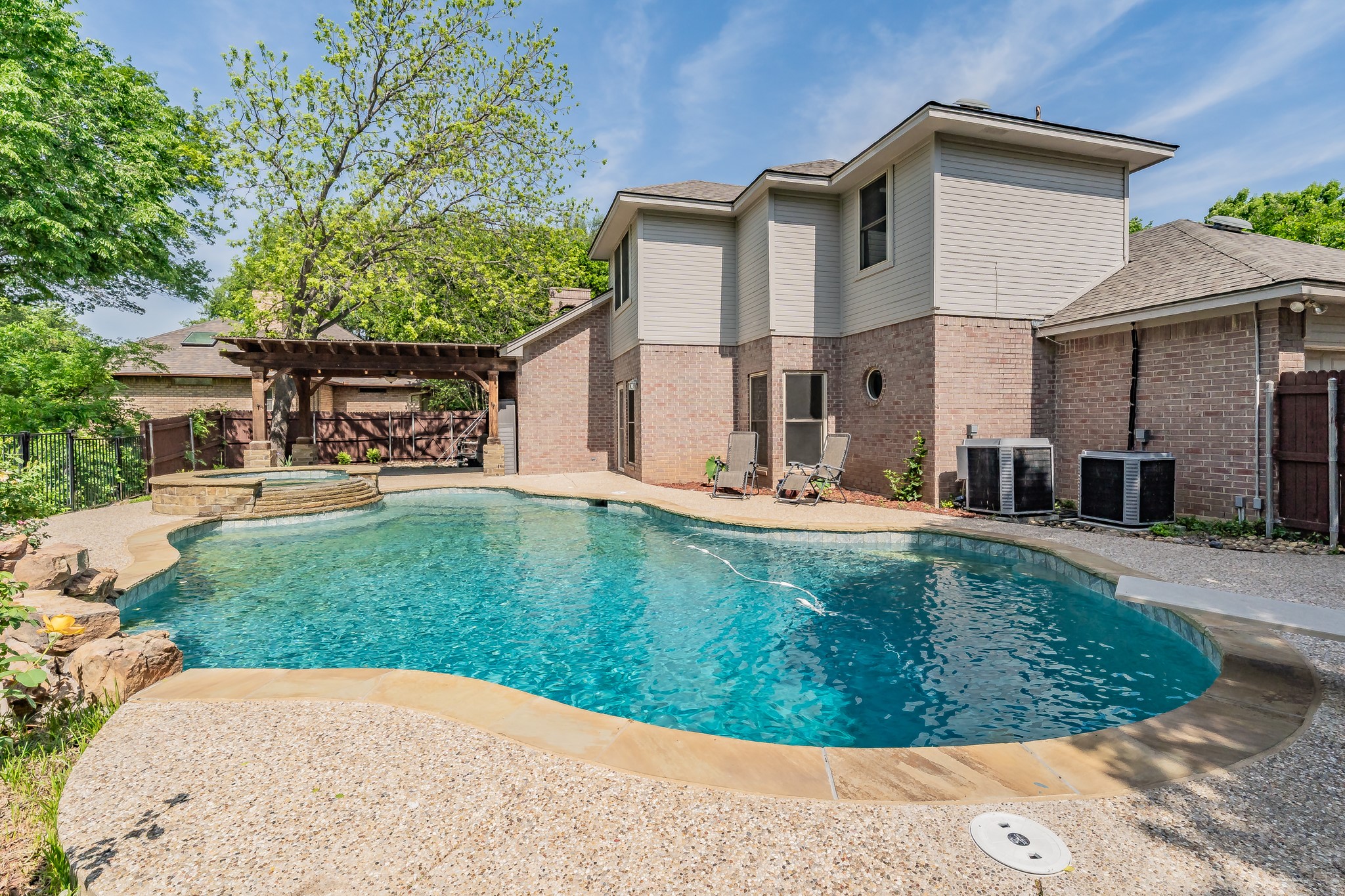 6800 Riverridge Road