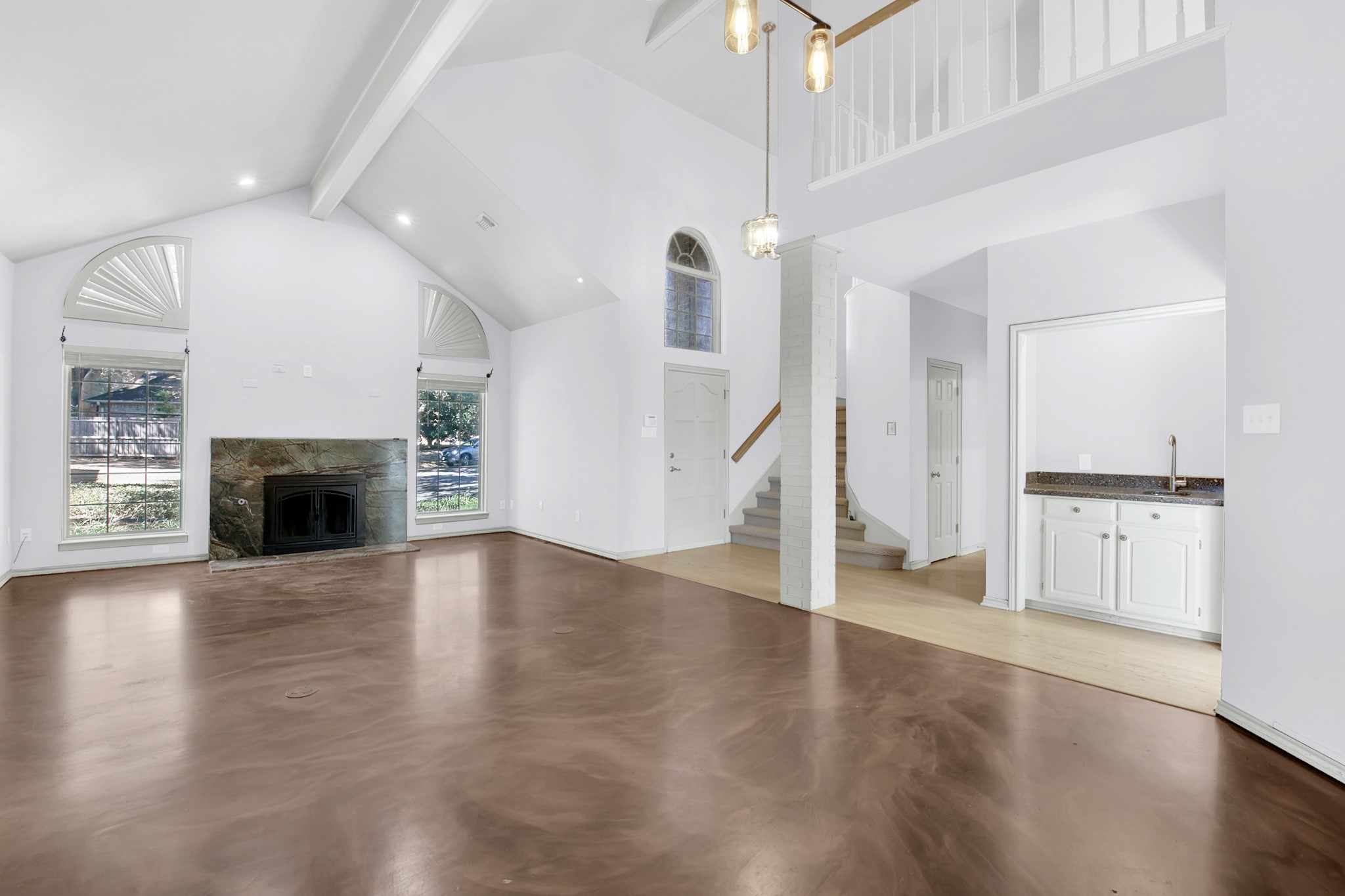 6800 Riverridge Road