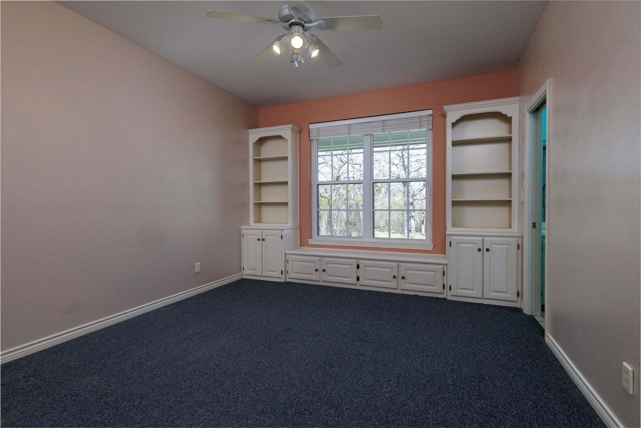 218 Fairview Court