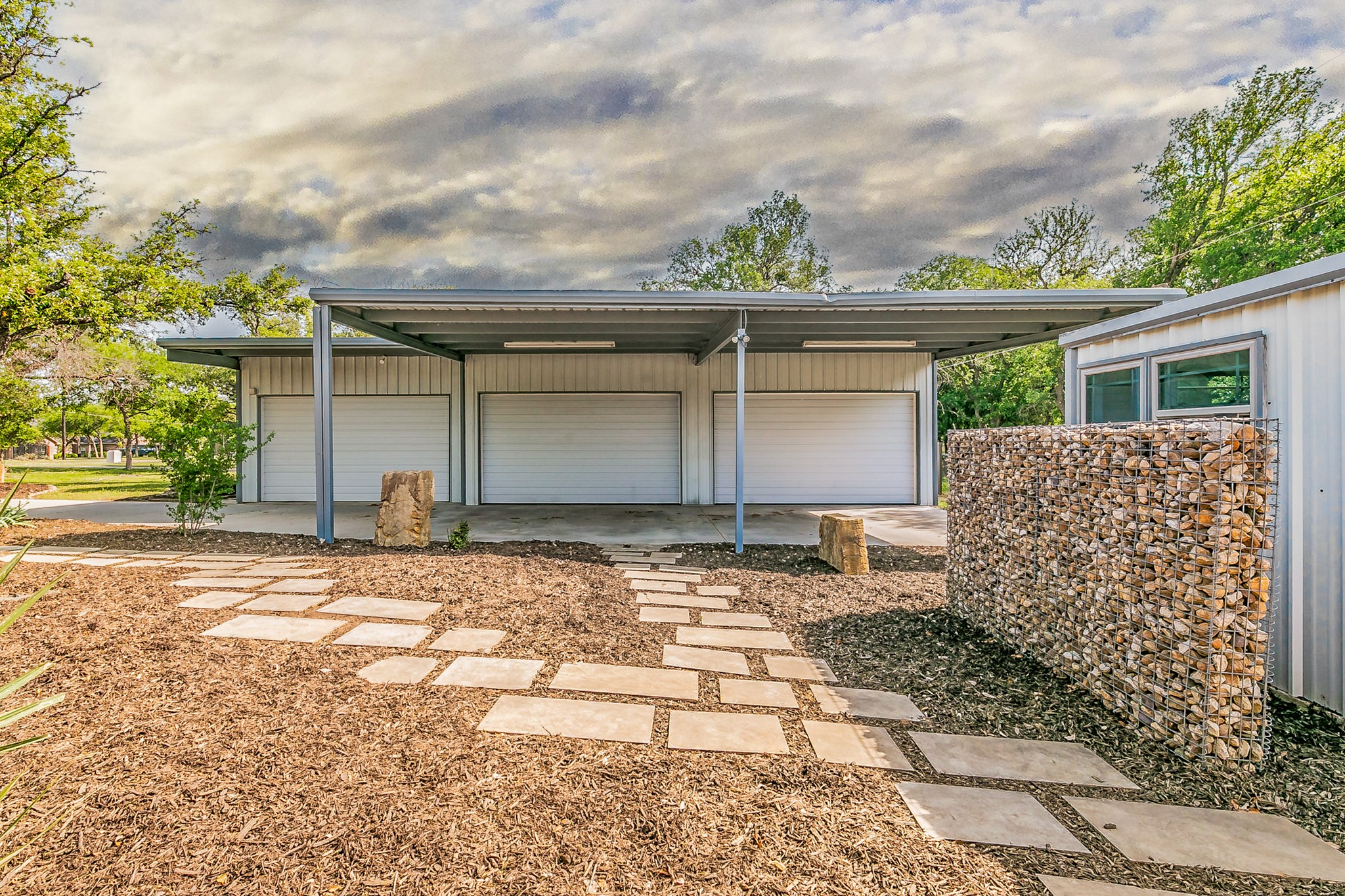 712 Squaw Creek Road