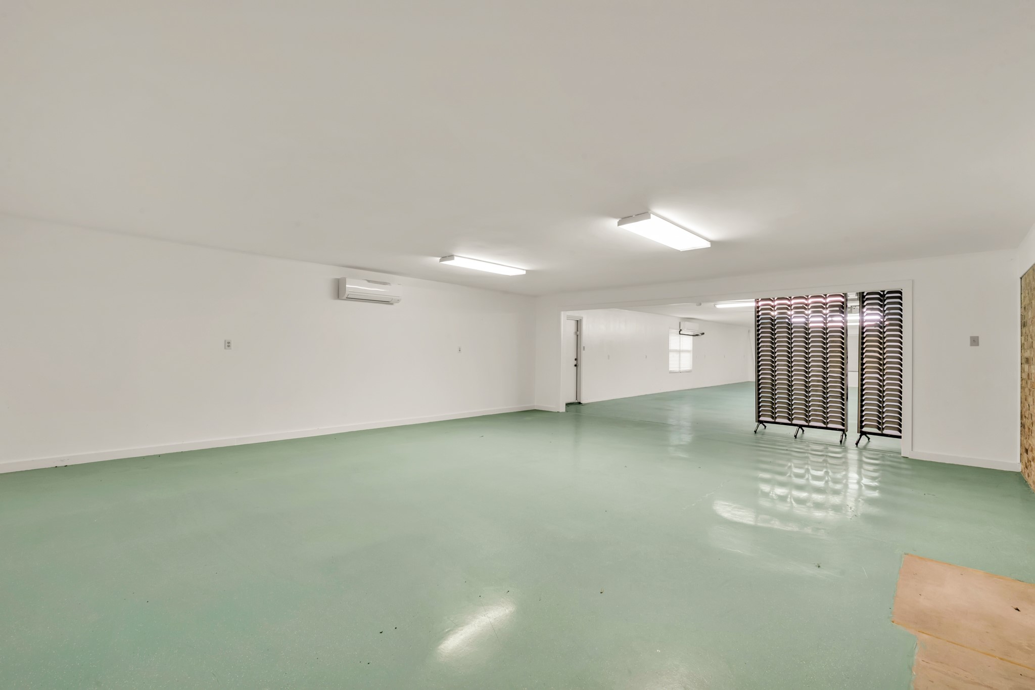 712 Squaw Creek Road