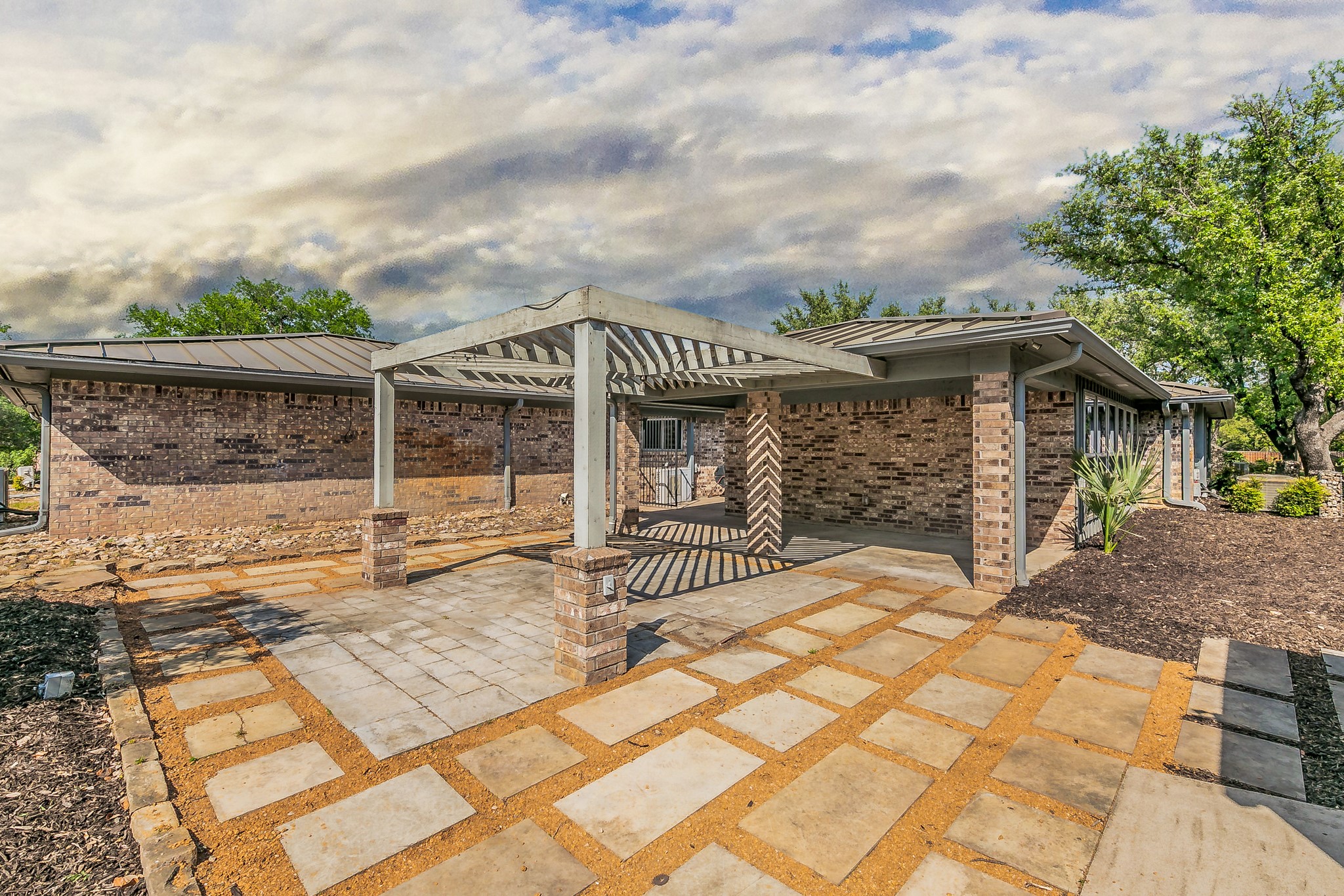 712 Squaw Creek Road