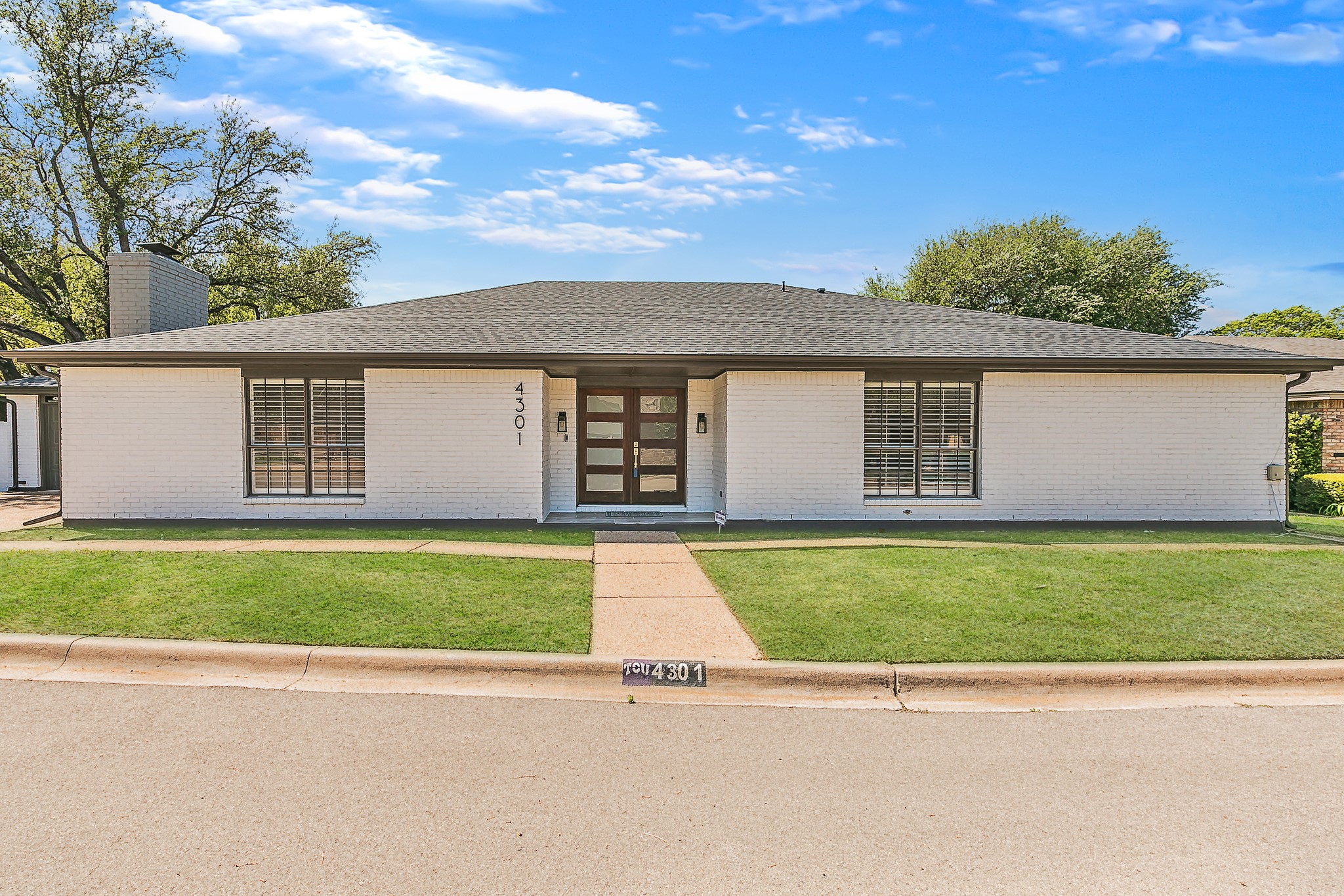 4301 Hartwood Circle