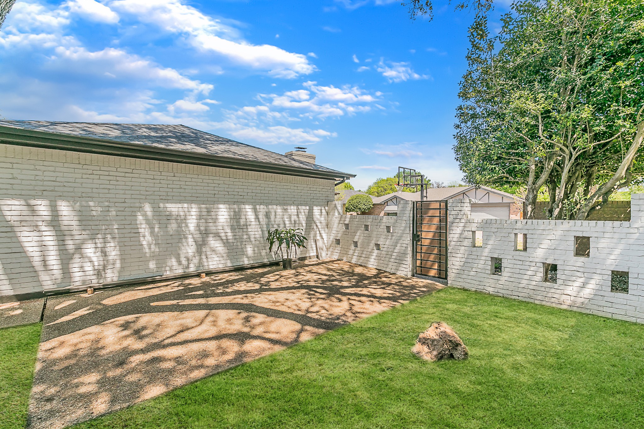 4301 Hartwood Circle