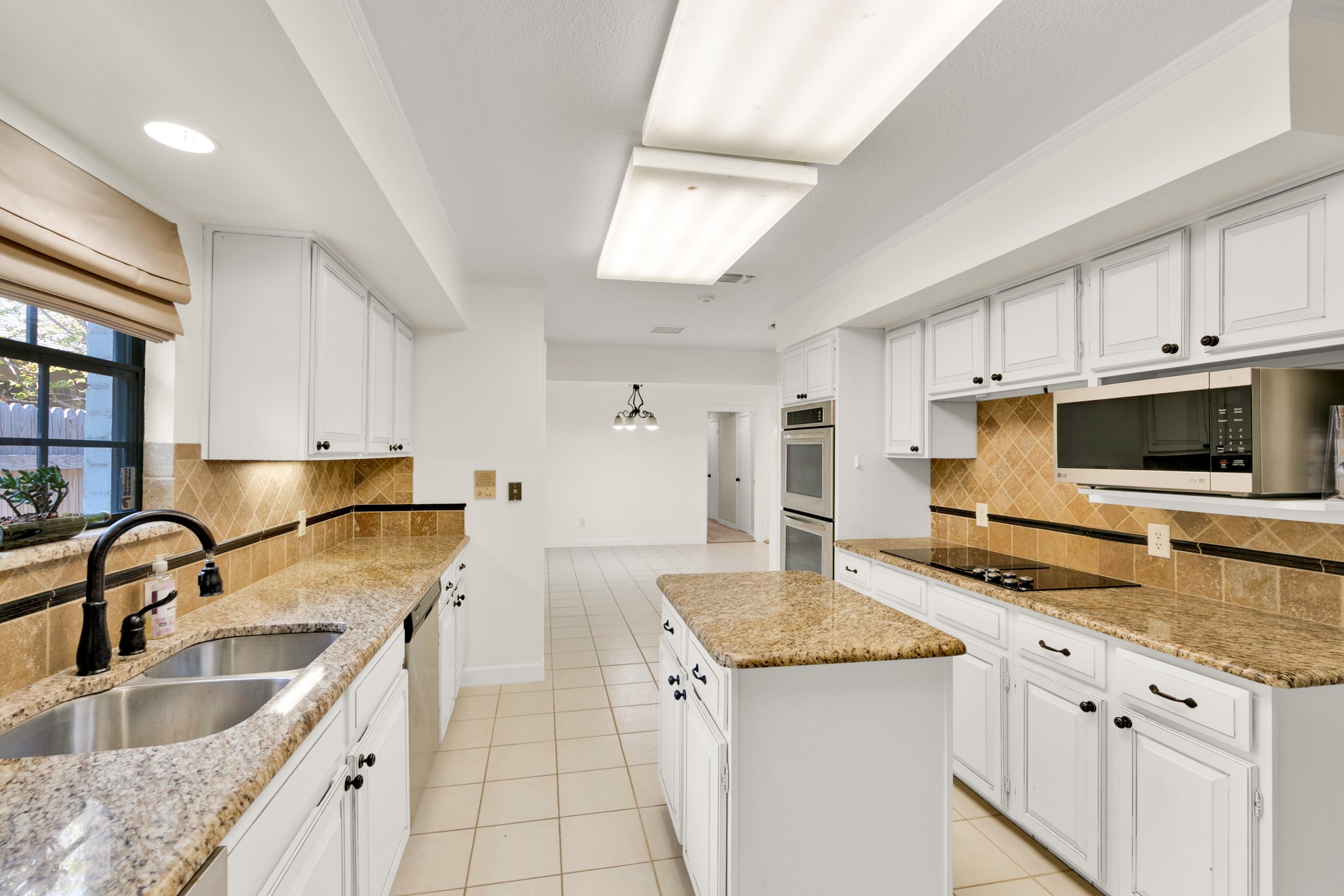 4301 Hartwood Circle