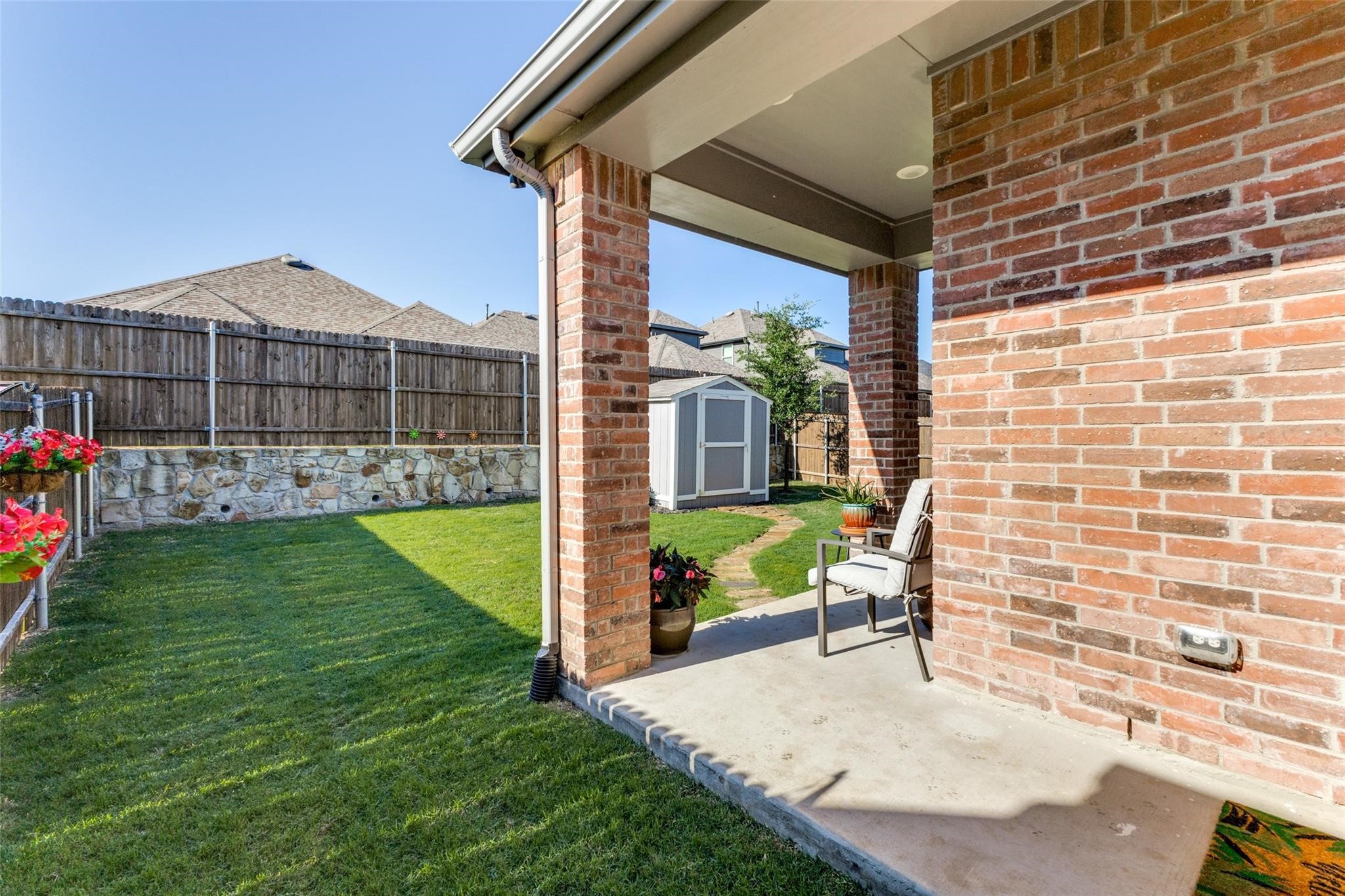2435 Brightling Bend