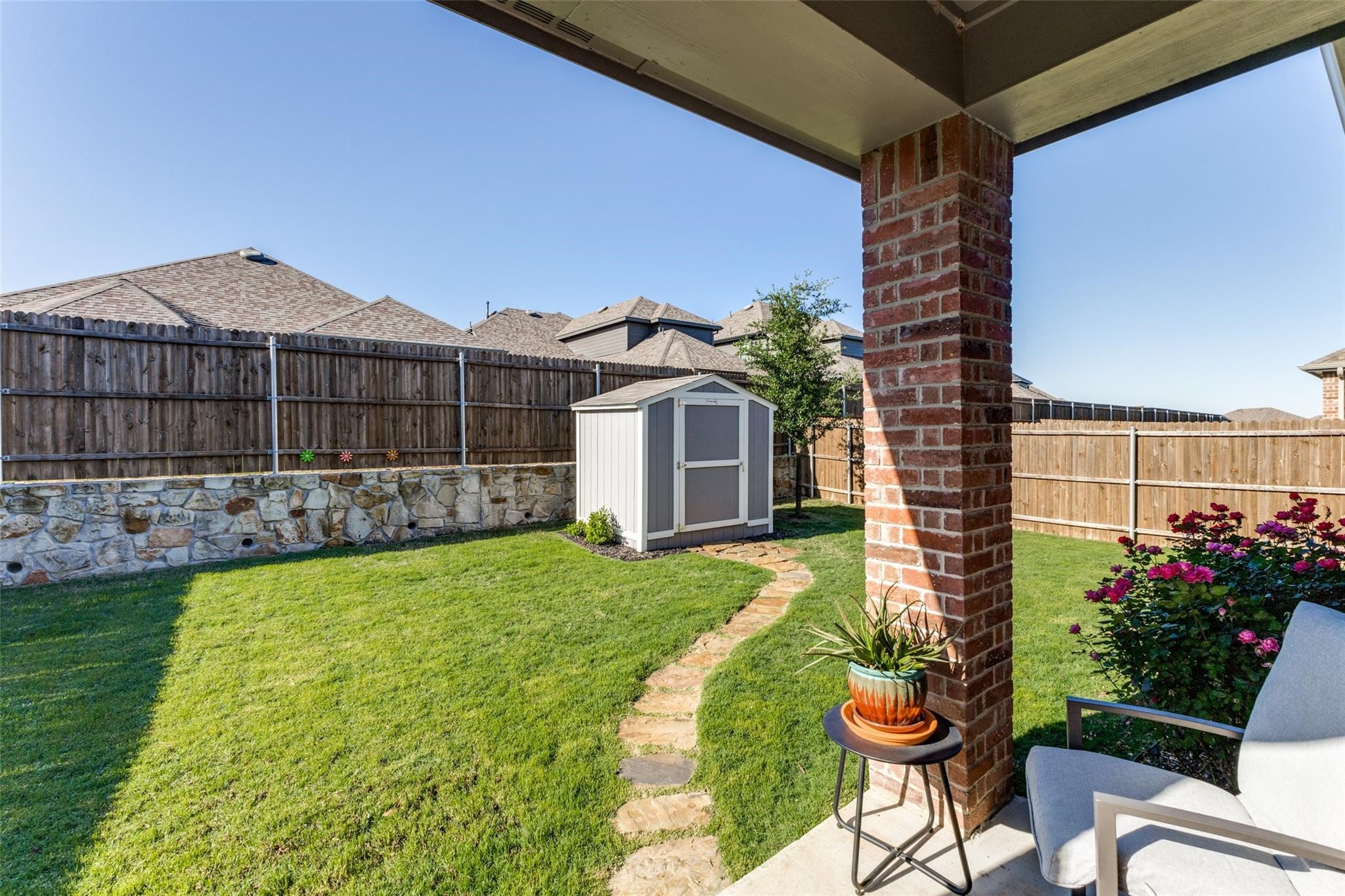 2435 Brightling Bend