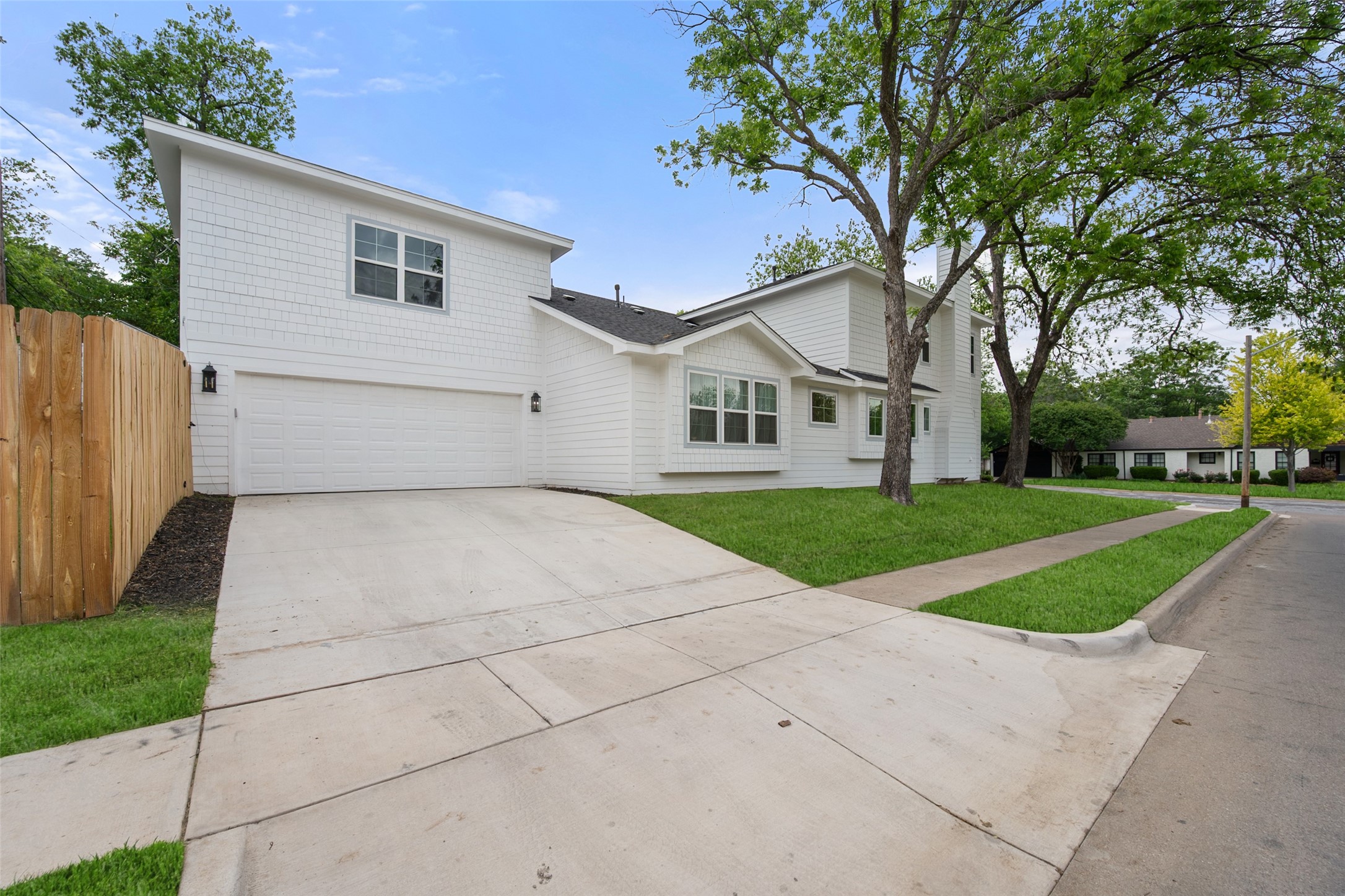 4401 El Campo Avenue