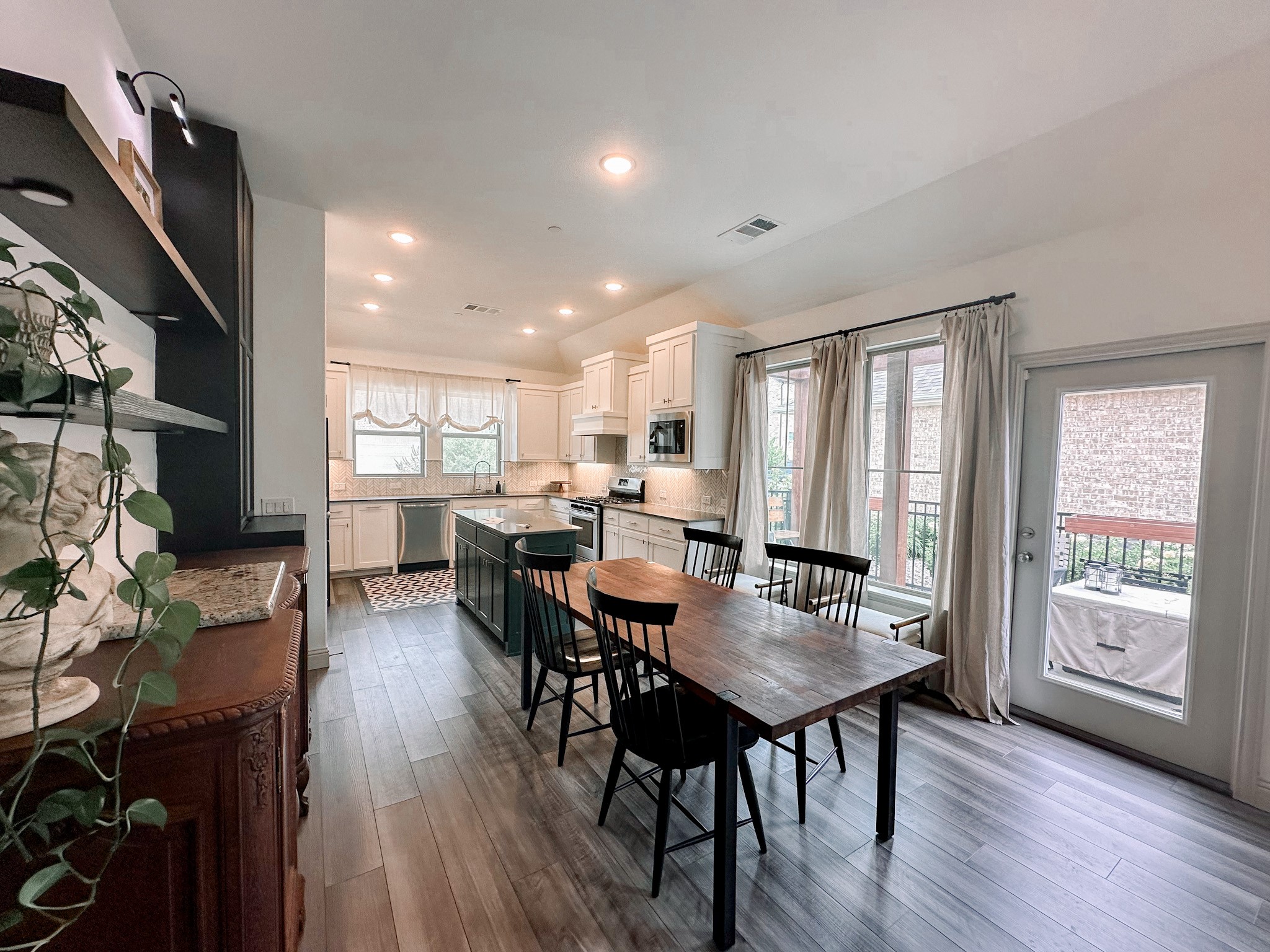 1029 3rd Street