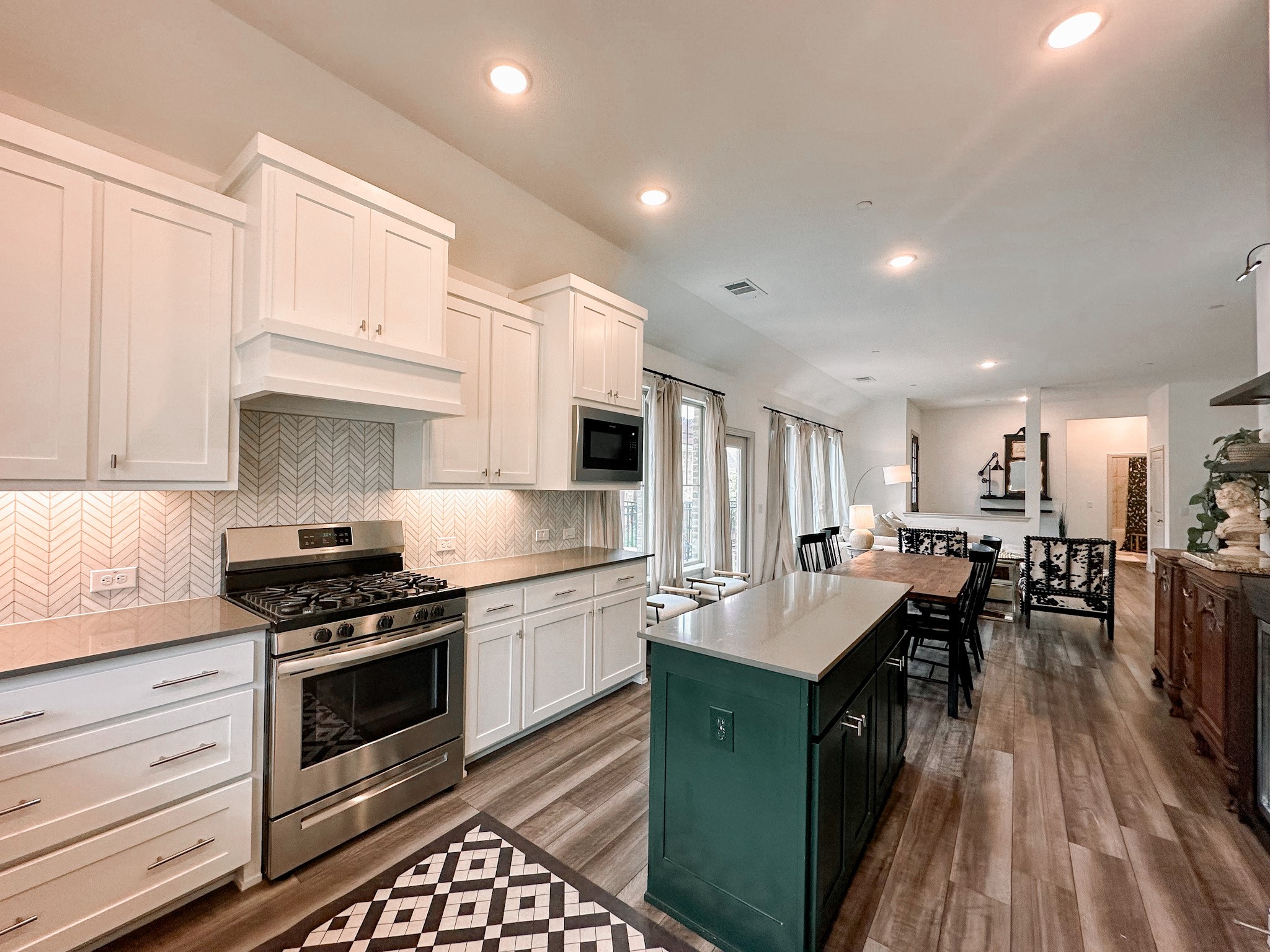 1029 3rd Street