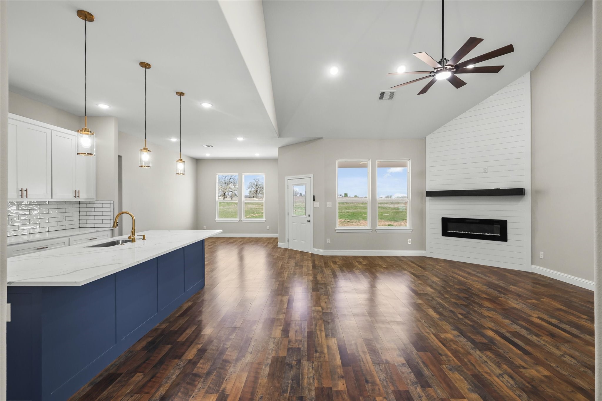 1955 Johnnie Drive