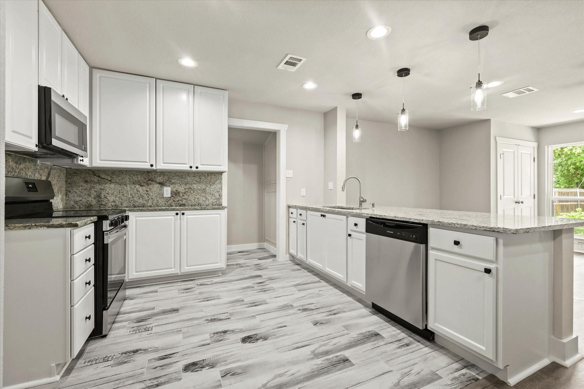5629 Maceo Lane